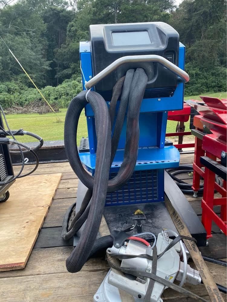 Amh Compuspot 900 Fusion Spot Welder, 2019- 20 Hours of Use, Auto Clamp