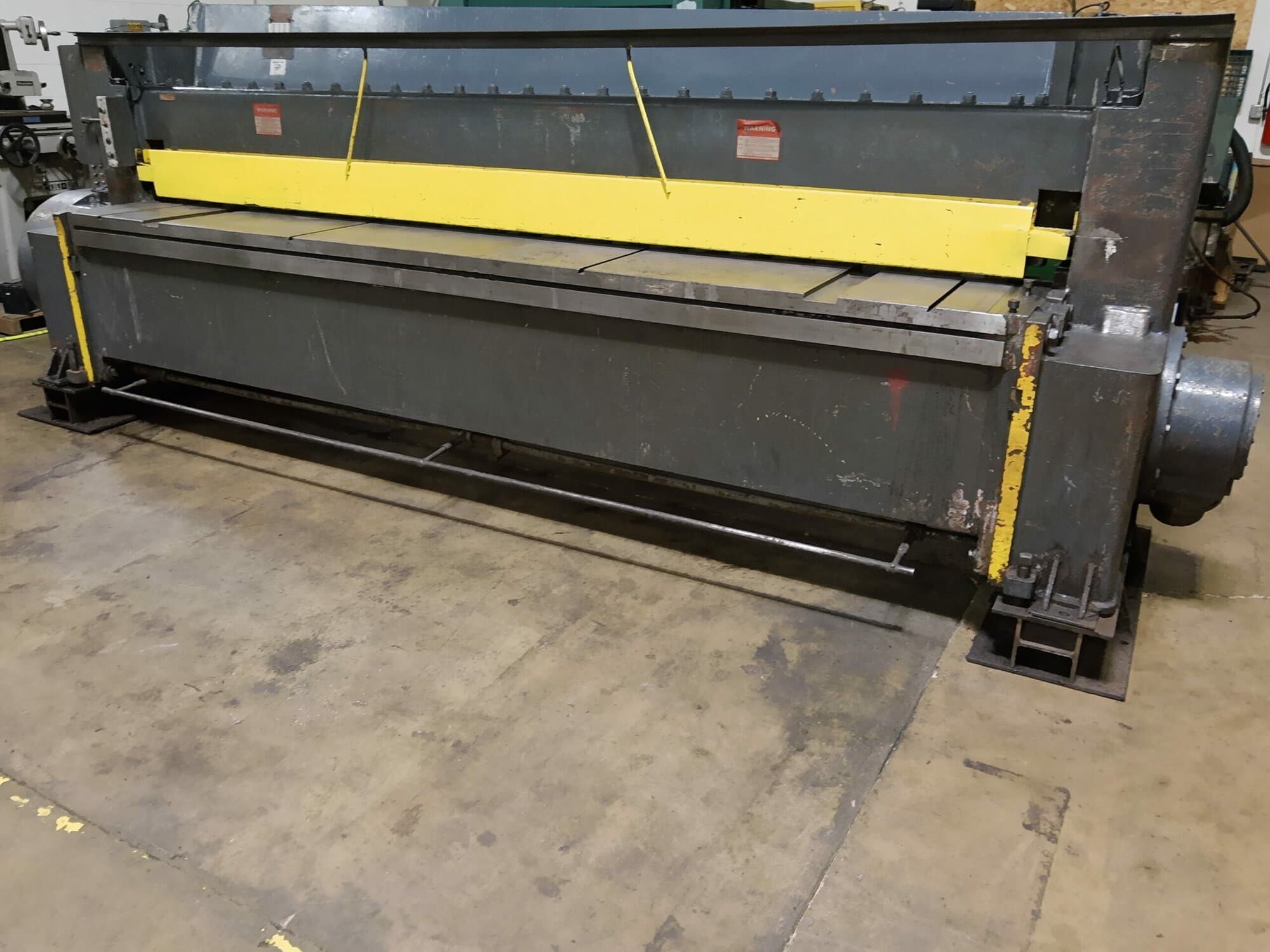 1/4" x 12' Niagara Guillotine Style Shear, Manual Backgauge, Single Phase - Image 3
