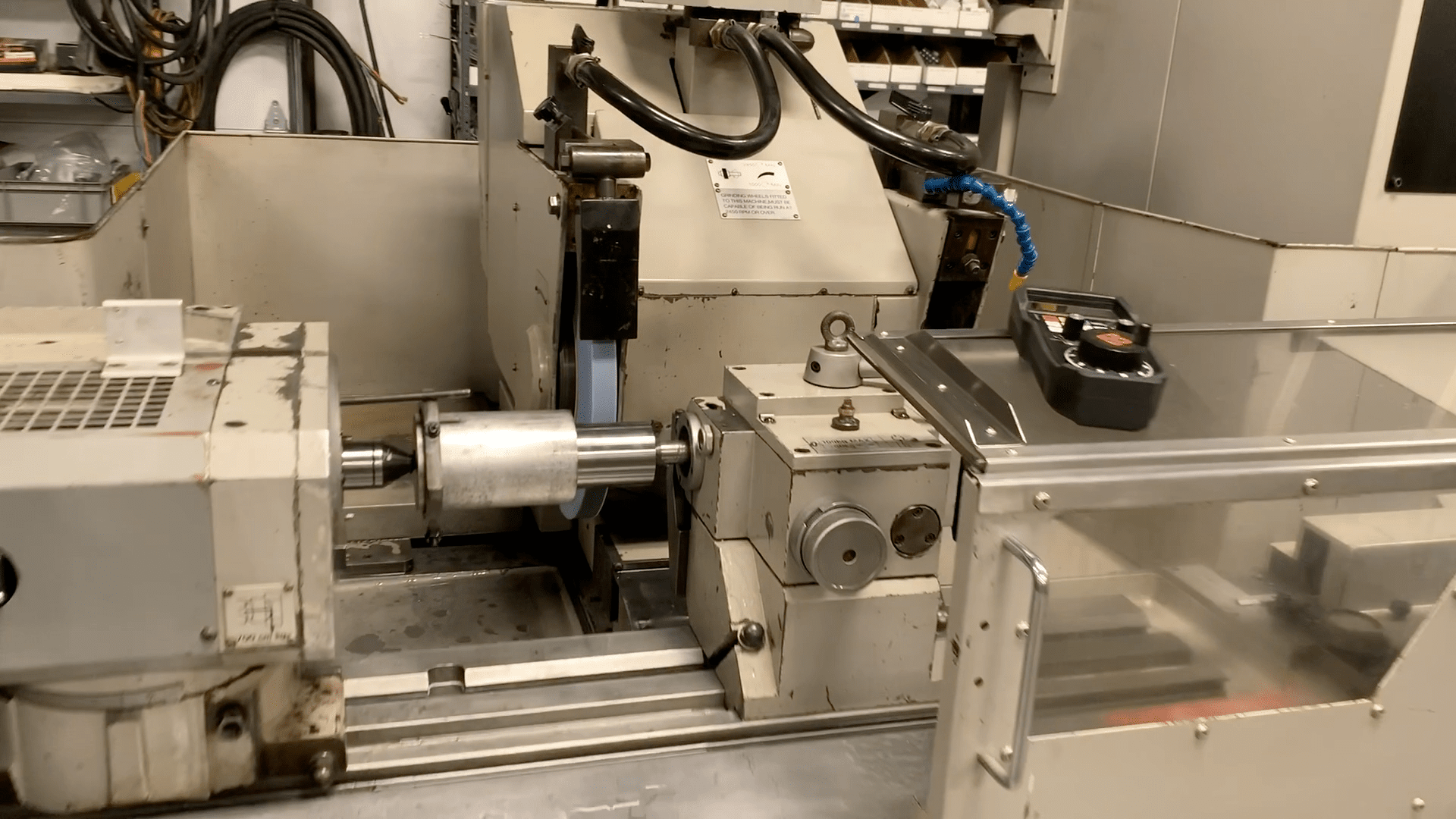 Jones & Shipman Format 1000 F15 Universal Cylindrical Grinder, 1998 - Image 4