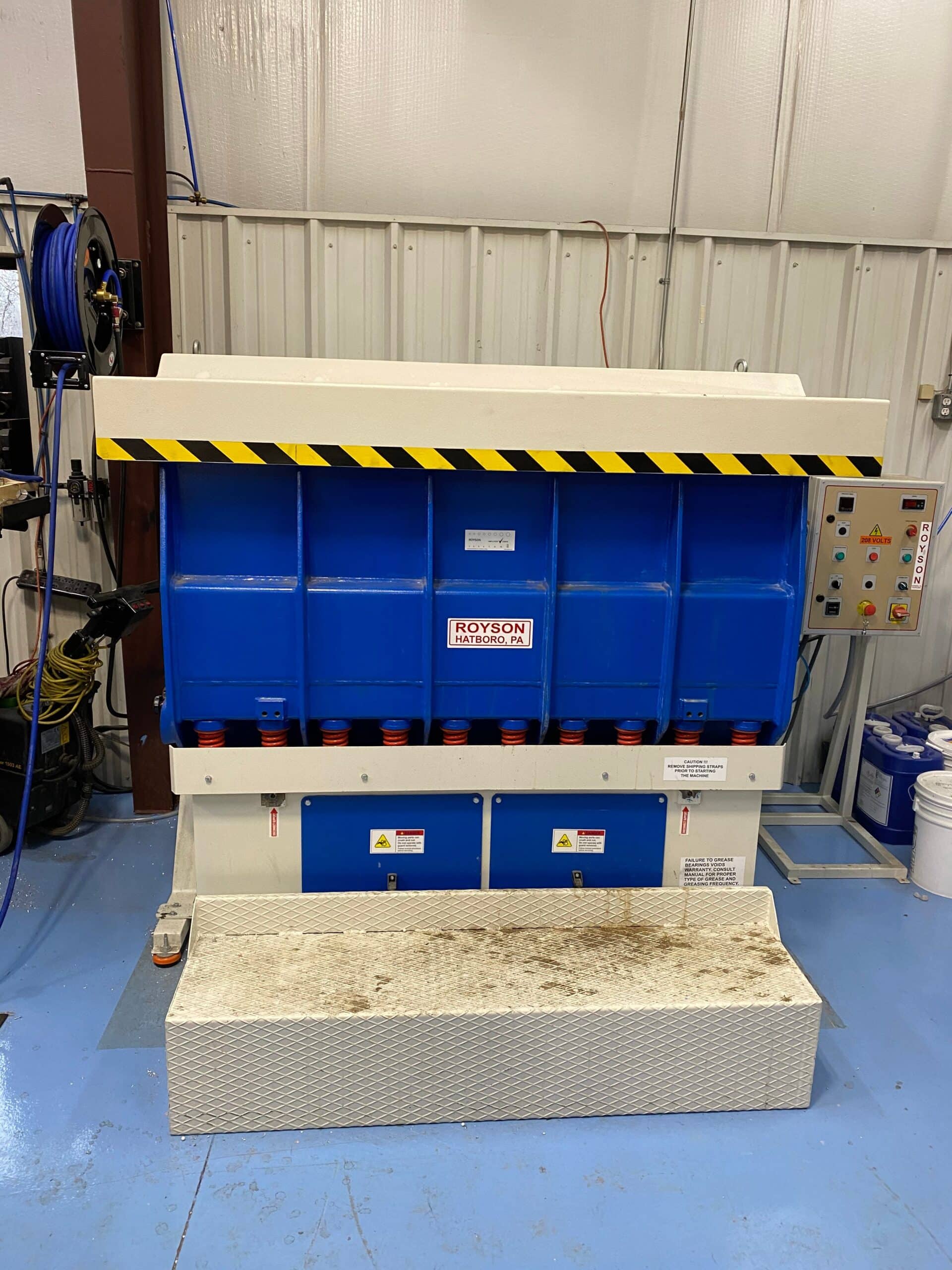 Royson CTT-20 Vibratory Finishing Machine, 2019 - Image 3