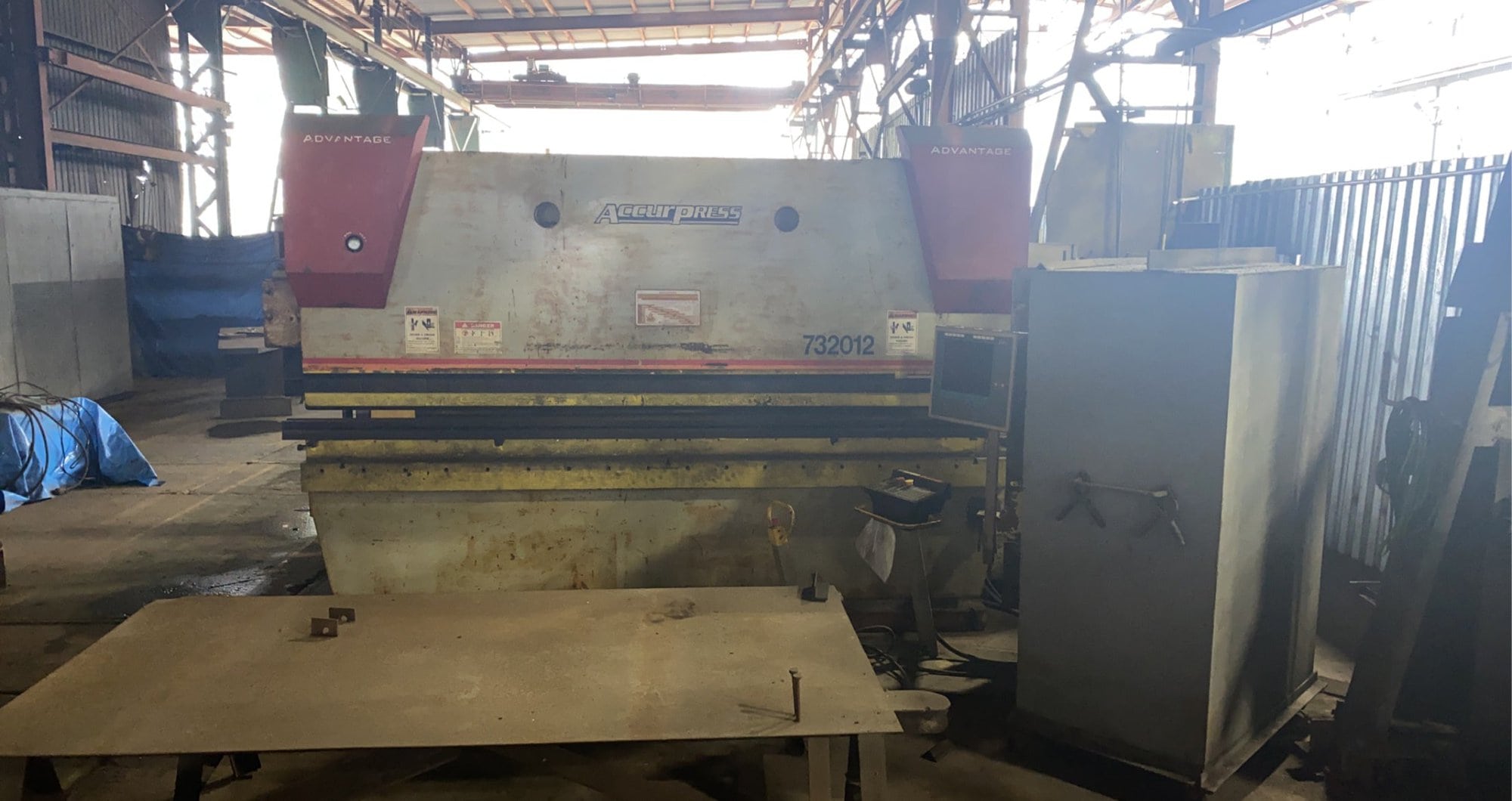 320 Ton x 12' Accurpress Advantage 732012 CNC Press Brake, 2007 - Image 2