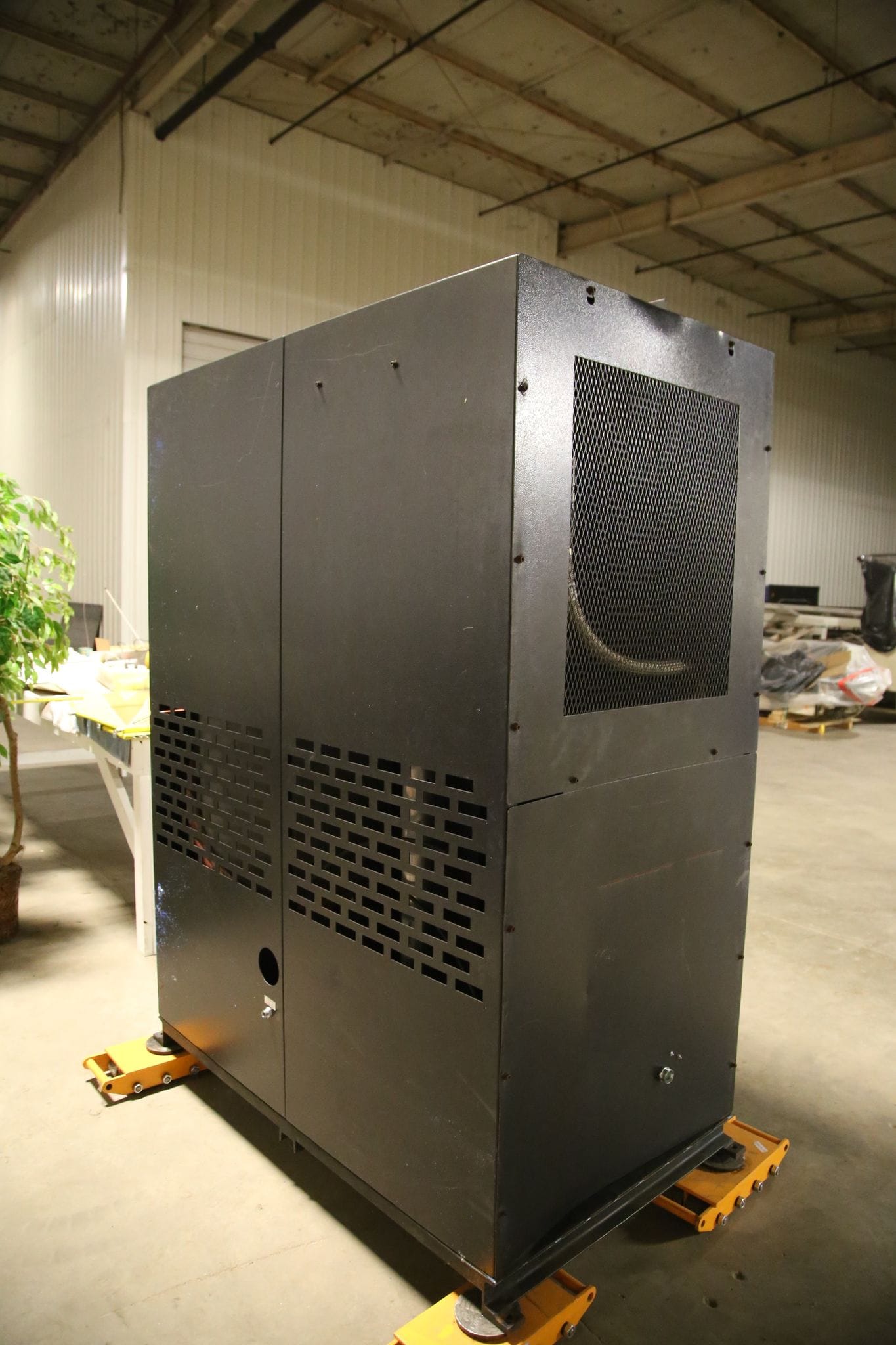 217 PSI Amada EZ-Cutter Nitrogen Generator, 2008 - 30 Gallon Receiver Tank - Image 2