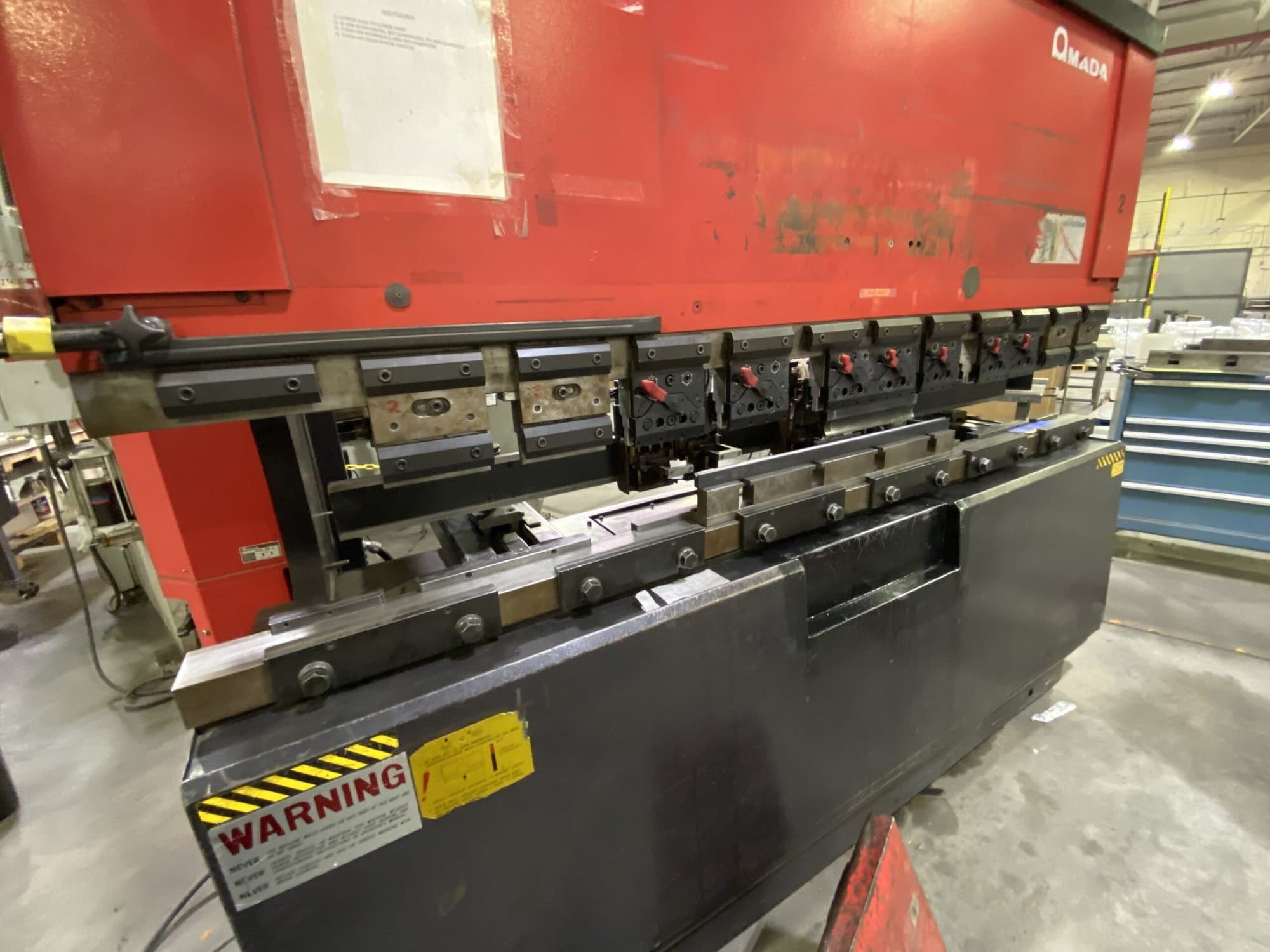 88 Ton X 8' Amada FBD-8025 CNC Press Brake, 1995- NC9-EXII 3-Axis CNC Control - Image 3