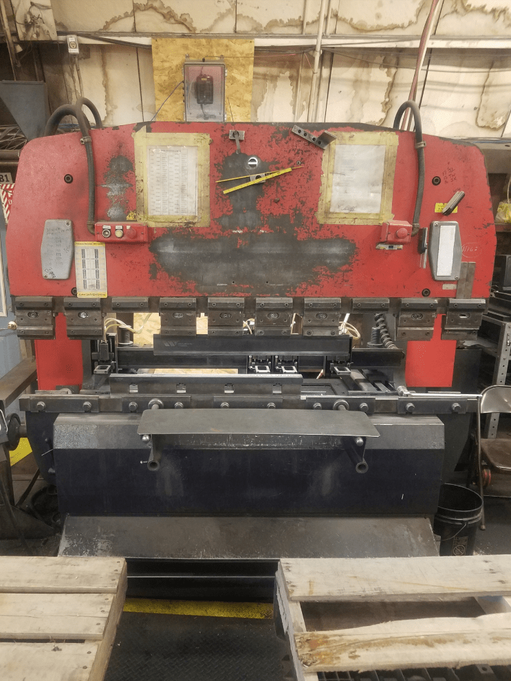 88 Ton x 6.5' Amada RG-80S CNC Press Brake, 1990- NC9EXII Control - Image 2