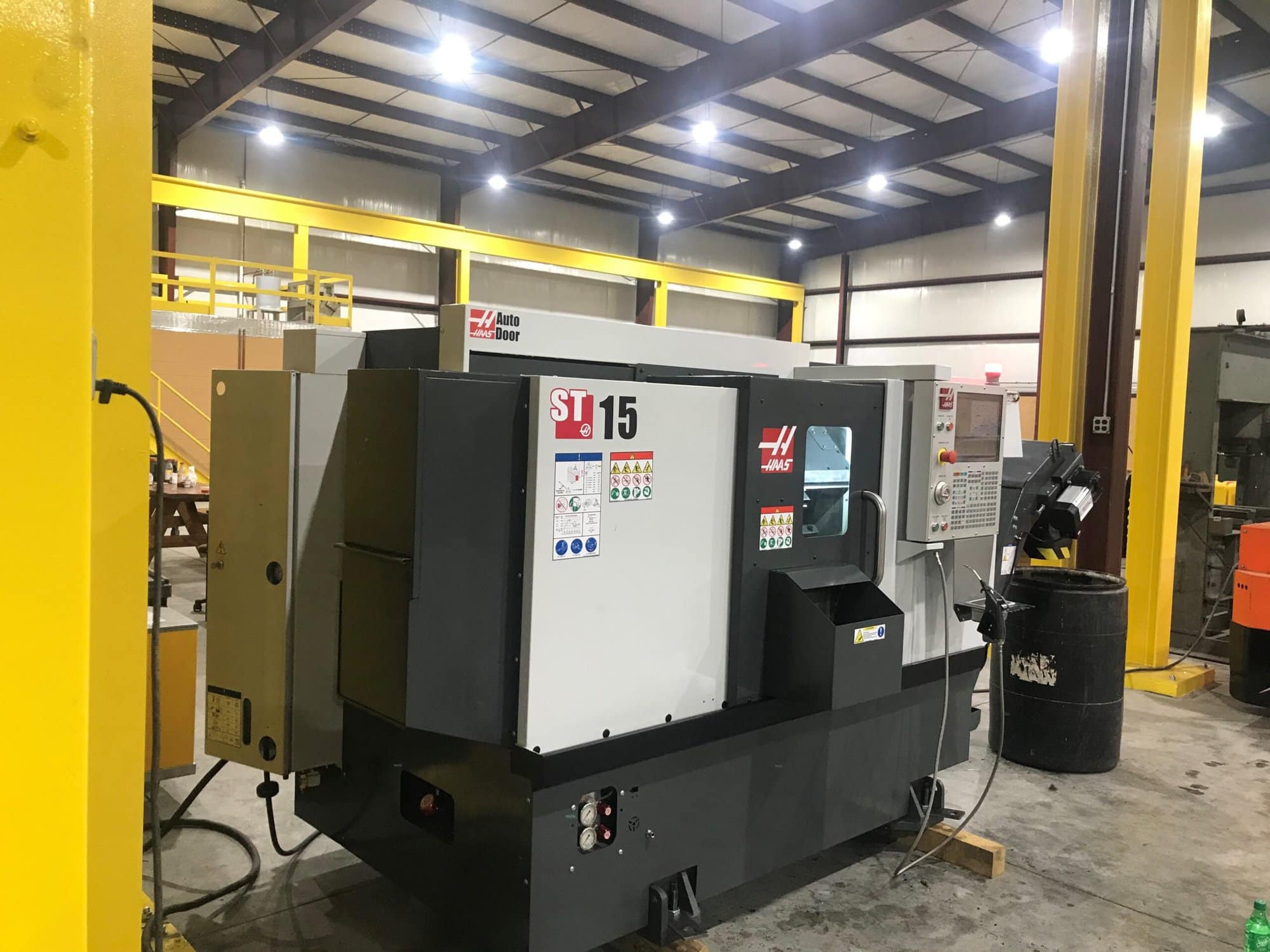 Haas ST-15 Sub Spindle CNC Lathe, 2019 - Sub Spindle, Parts Catcher, 1000 PSI High Pressure coolant, WIFI Camera - Image 16