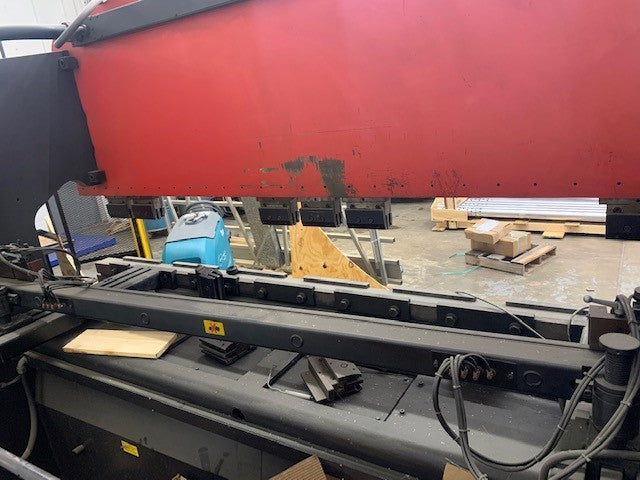 110 Ton x 10' Amada RG-100 Press Brake, 1999 - NC9-EX II Control - Image 4
