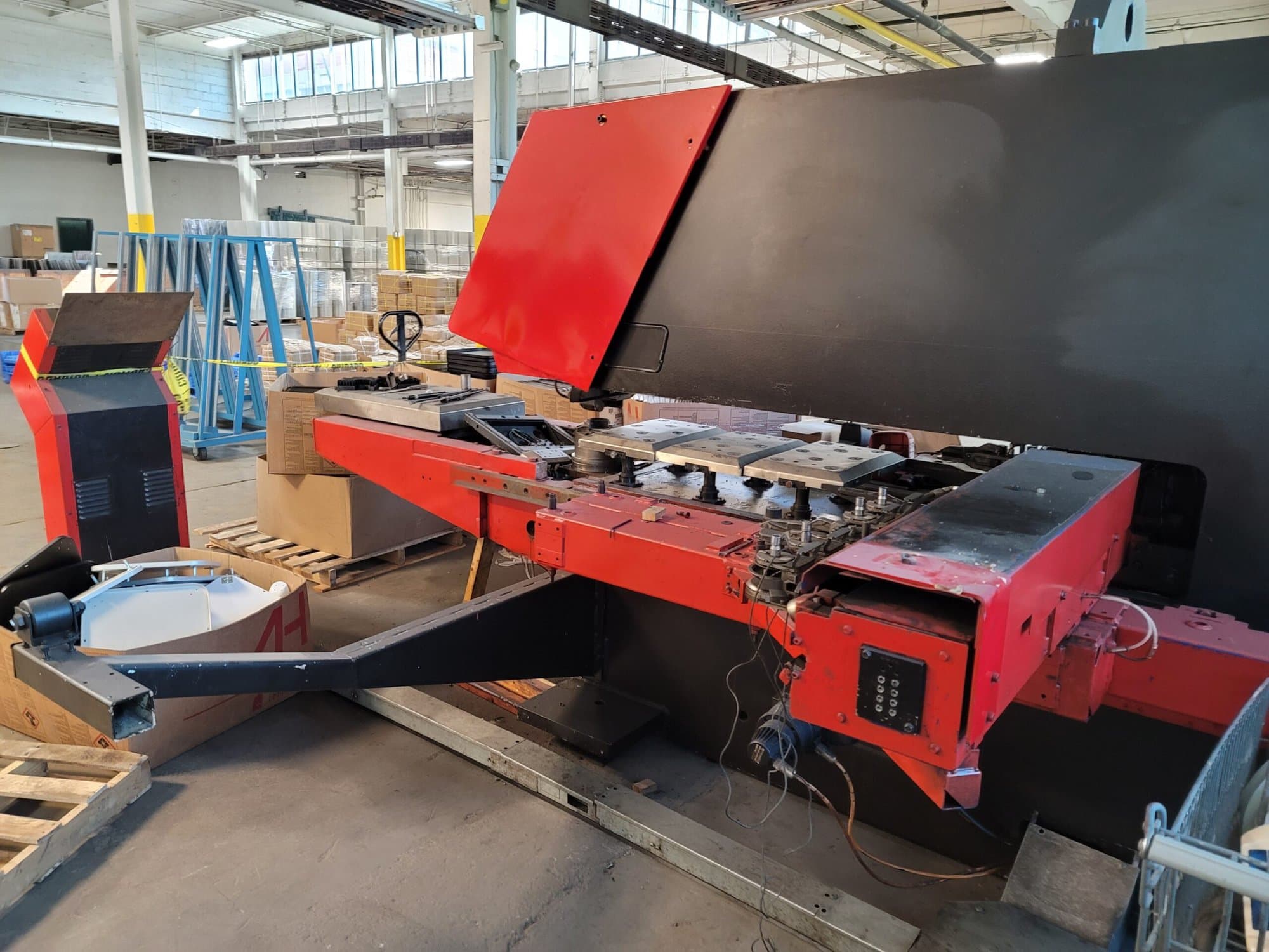 25 Ton Trumpf Trumatic 500 CNC Turret Punch, 2001 - Tooling Included - Image 2