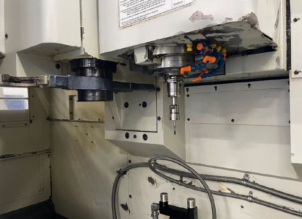 Okuma MC-V4020 CNC VMC, 2007 - Nikken Indexer, Renishaw probe - Image 2