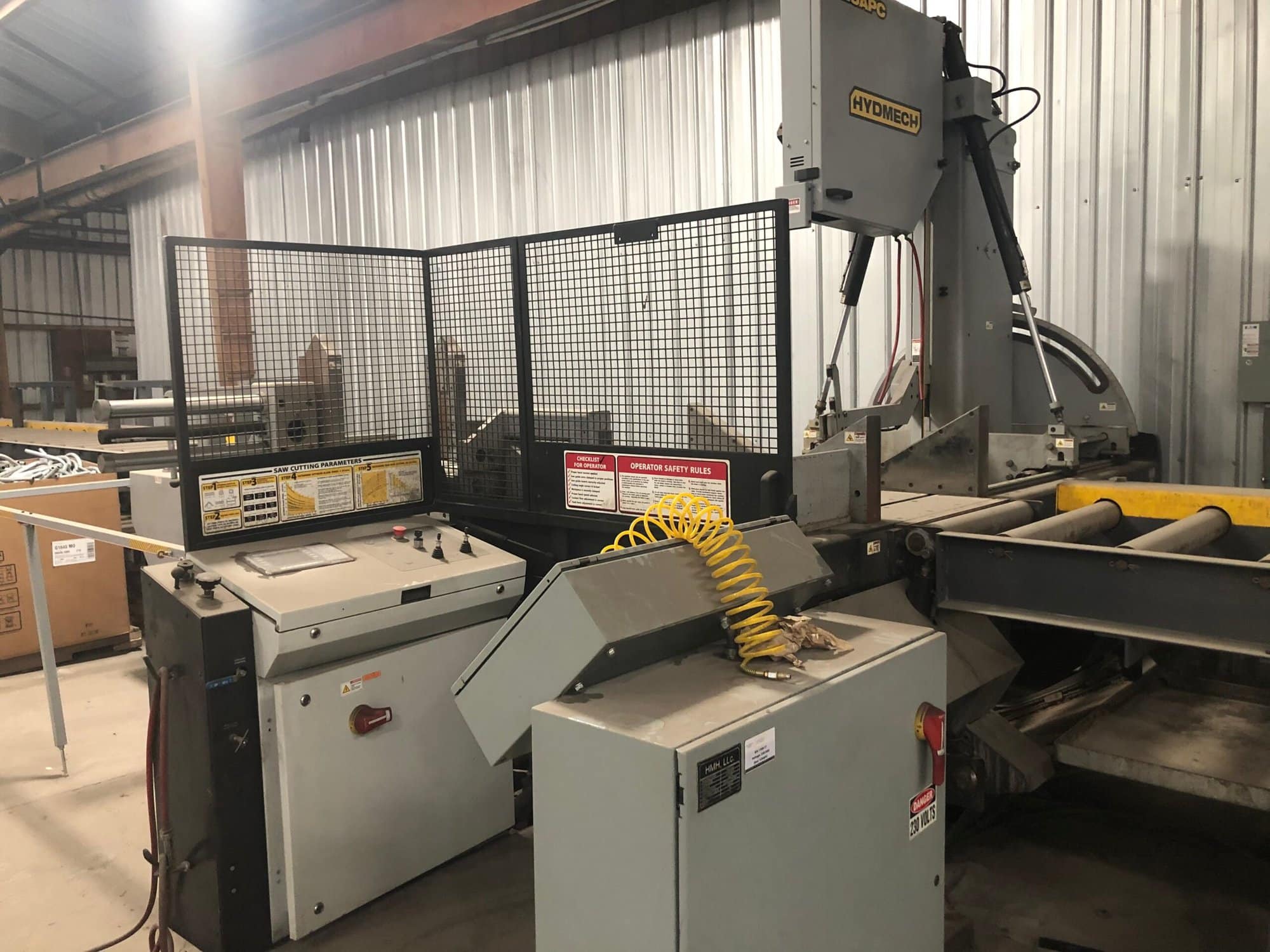 30" X 25" Hydmech V-25 APC Vertical Band Saw, 2018 - Low Hours - Image 2