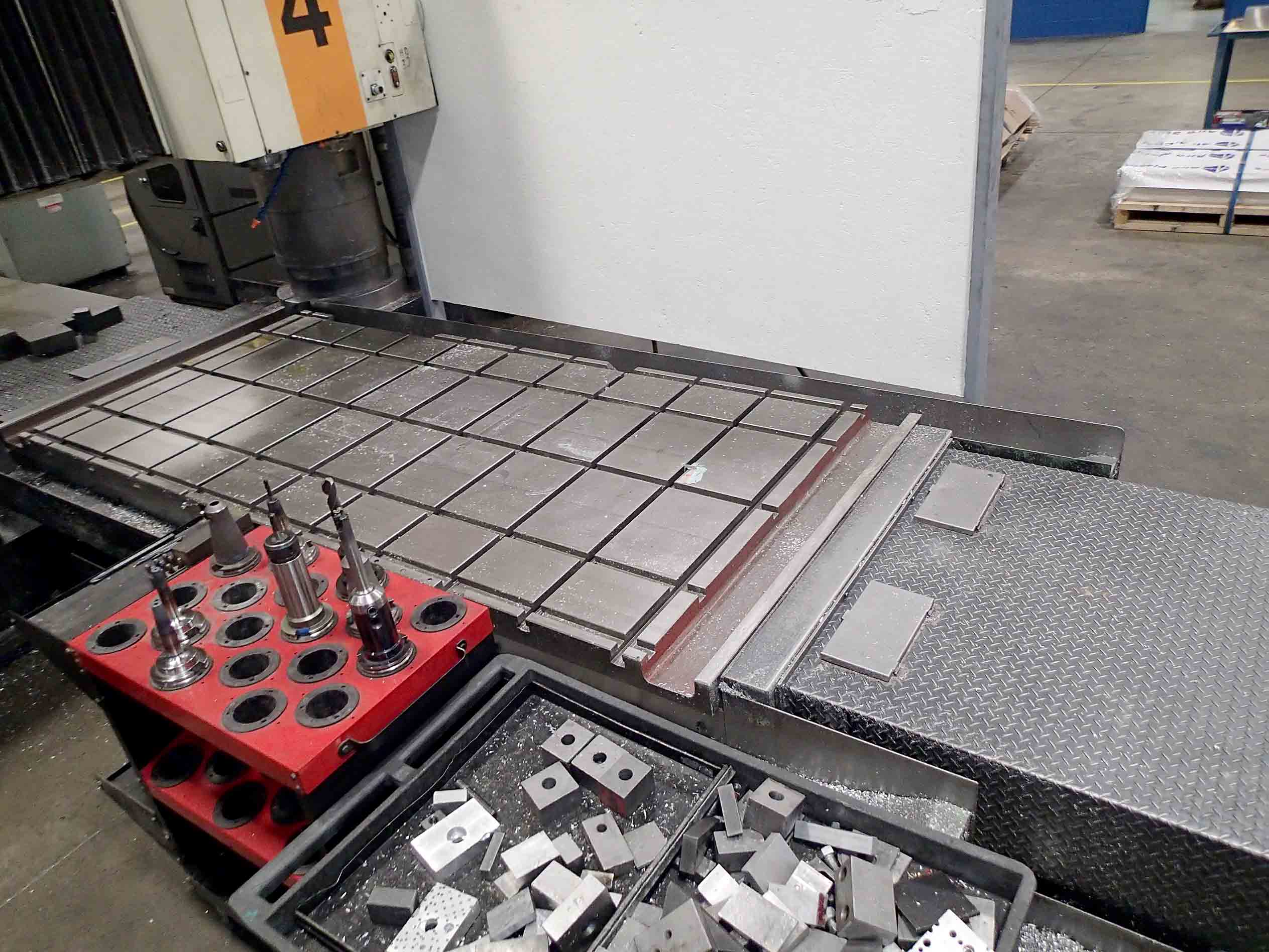 SNK RB-2N Double Column Bridge Mill, 1996- Fanuc, 110" x 63", 24 ATC - Image 5