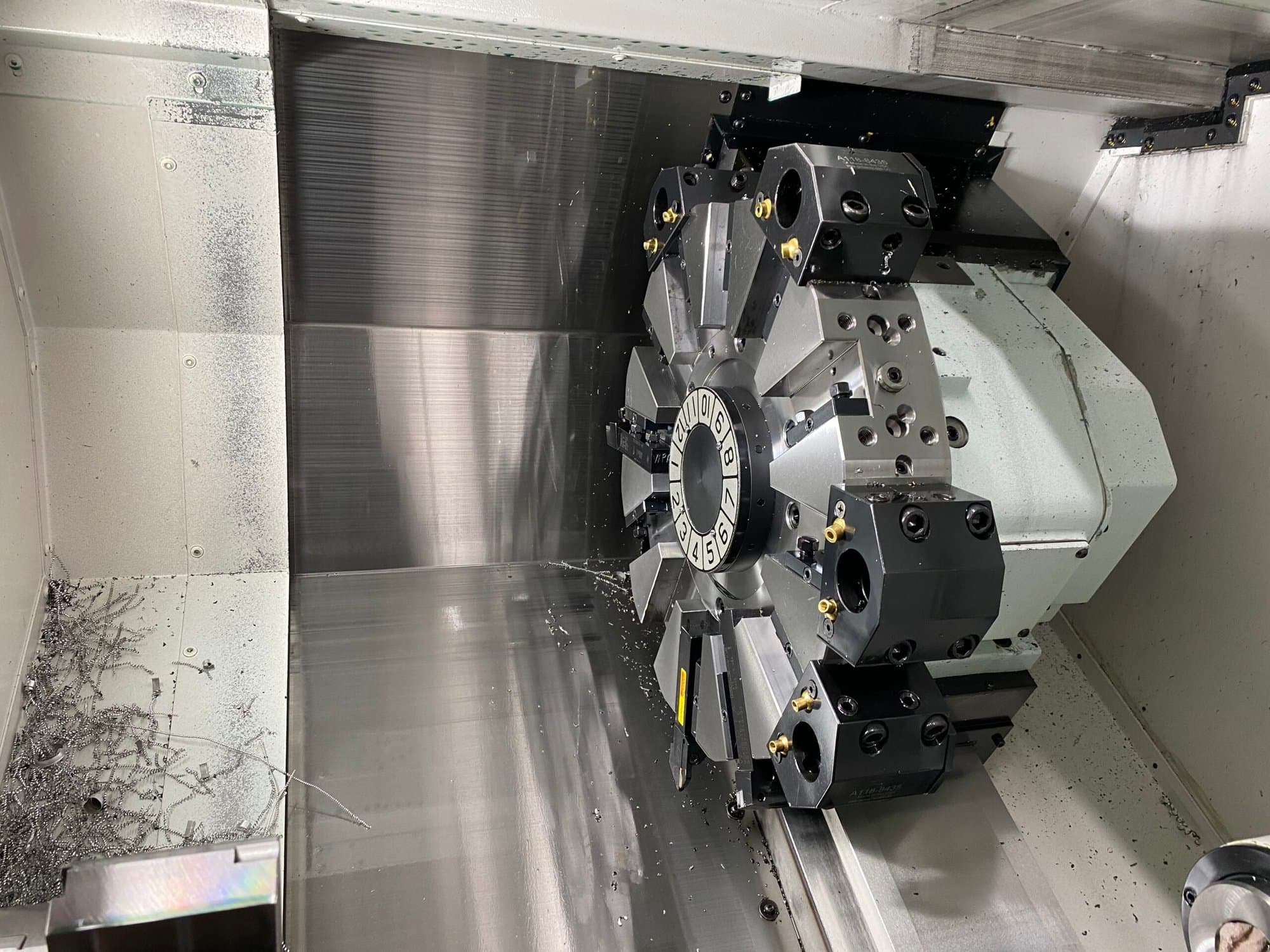 Okuma Genos L3000-E CNC Lathe, 2019 - Low Hours - Image 8