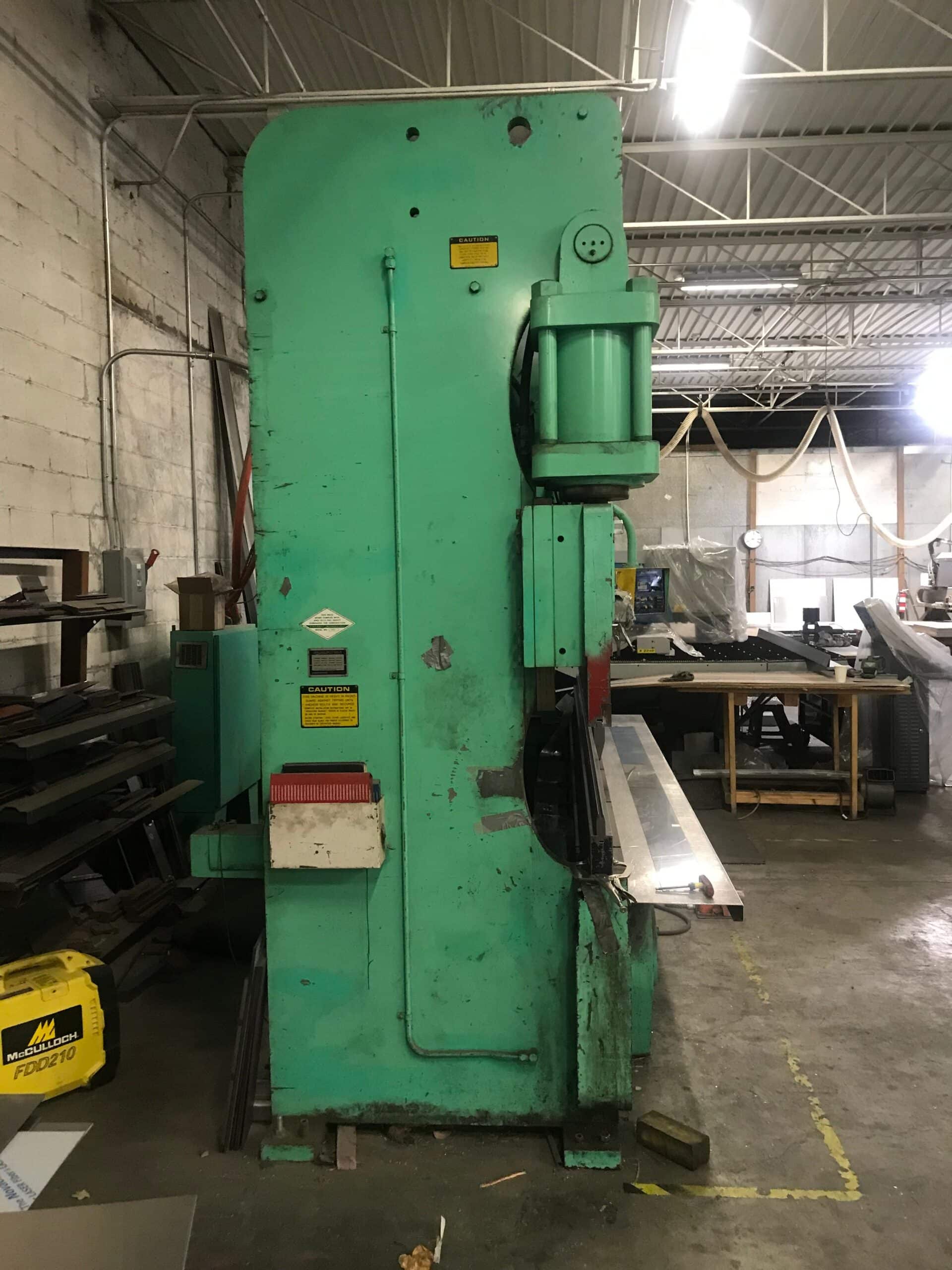 175 Ton x 12' Cincinnati 175AS CNC Press Brake, 1990 - Additional Videos Available Upon Request - Image 4