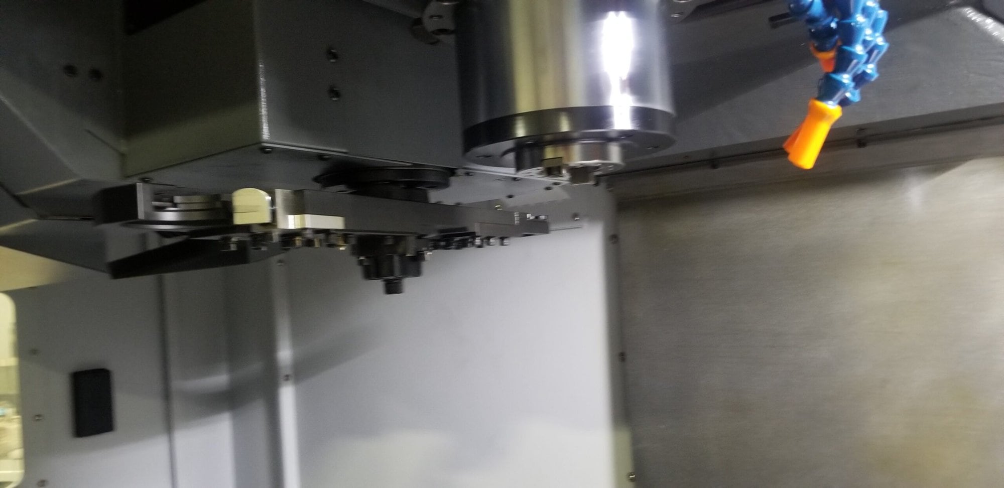 DMC FM50V CNC Mill, 2010 - Demo Machine, Fanuc Control - Image 8