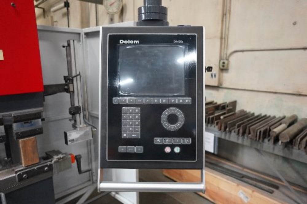 66 Ton X 8' Durma/JMT PBF 2560 Press Brake, 2015- Delem DA-52 CNC Control, Y1/Y2, X - Image 3