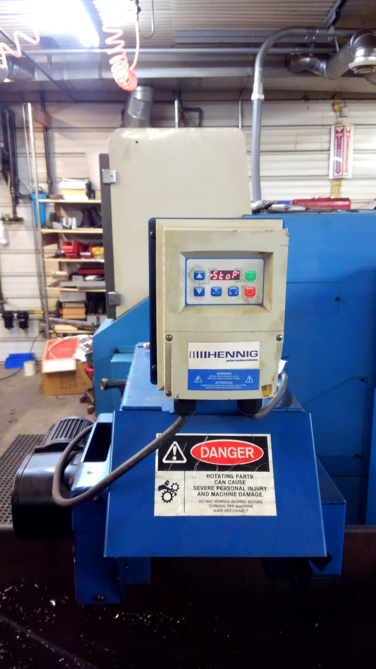 1995 Mazak QT18 Chucker CNC Lathe, 10" Chuck, 2.76" Bar Capacity, Chip Conveyor - Image 6