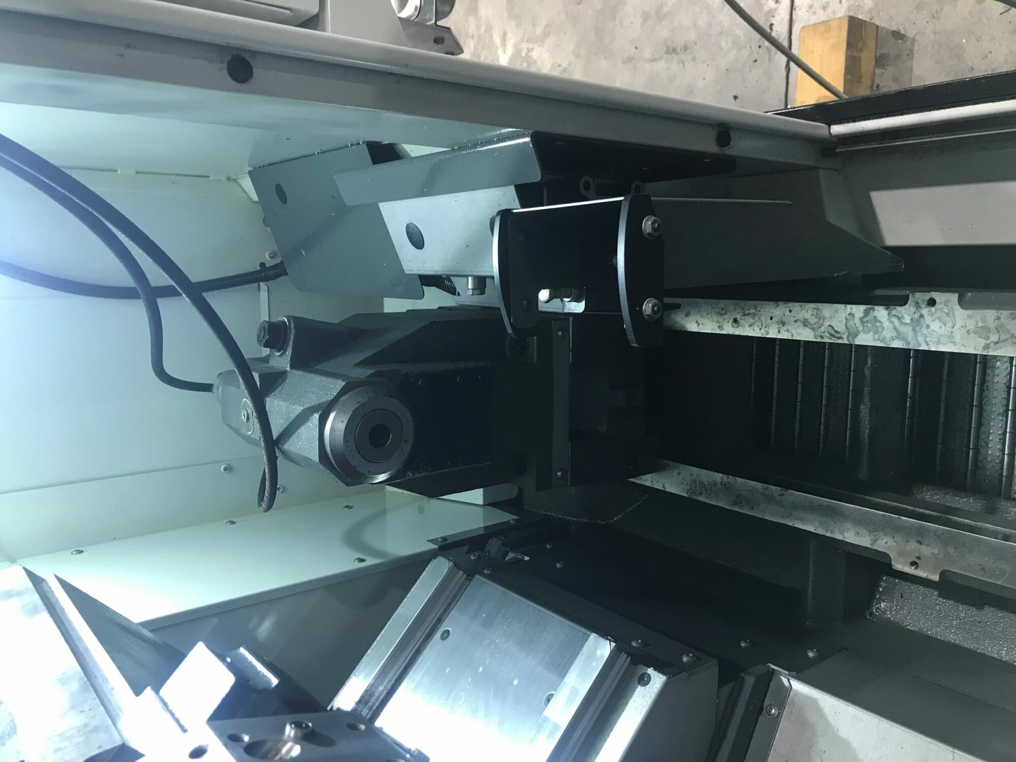 Haas ST-15 Sub Spindle CNC Lathe, 2019 - Sub Spindle, Parts Catcher, 1000 PSI High Pressure coolant, WIFI Camera - Image 18