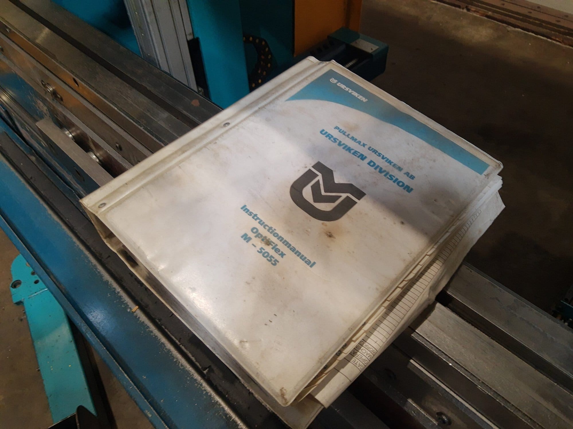 110 Ton x 8.5' Pullmax OptiFlex 100 CNC Press Brake, 2001- 6-Axis Backgauge - Image 6