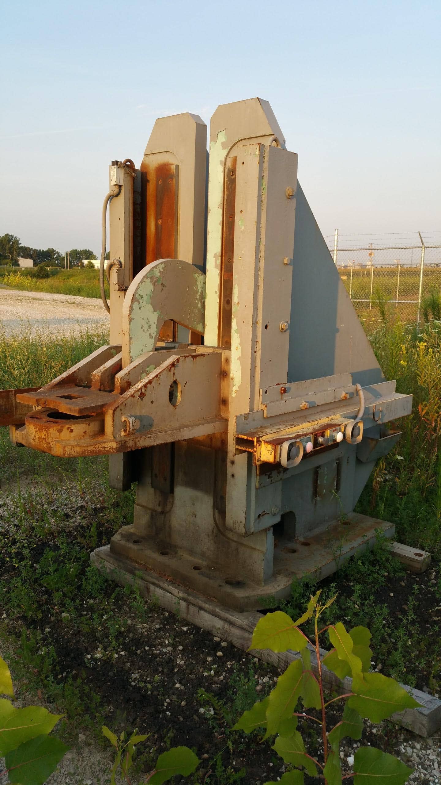 500 Ton Pacific 500BD Hydraulic Bulldozer Press, 1970 - Image 6