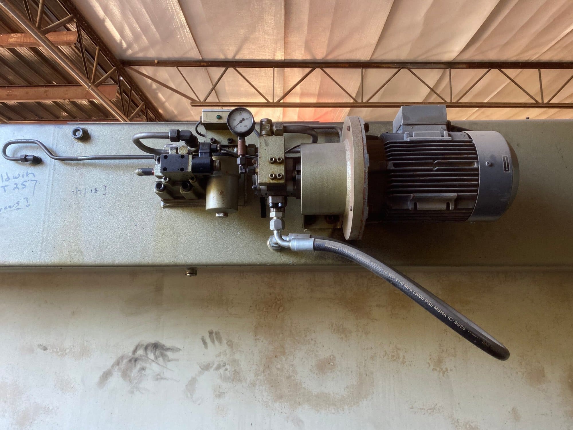 90 Ton X 14' Donewell H90-4270 CNC Press Brake - Image 8