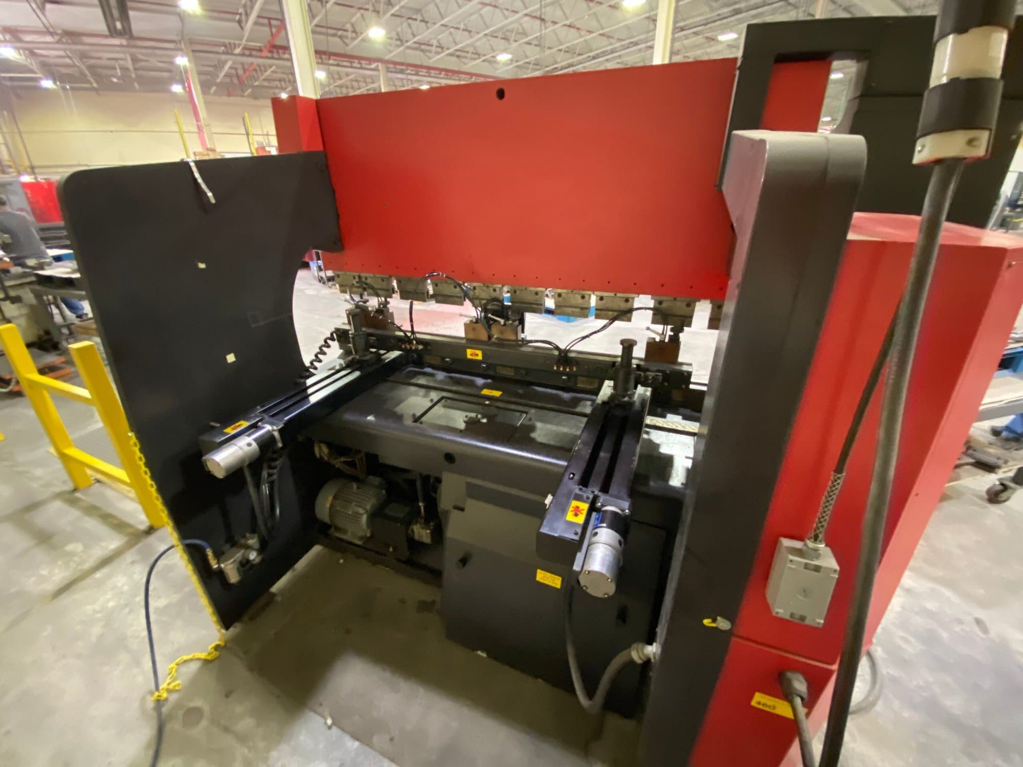 55 Ton x 6.5' Amada FBD-5020E CNC Press Brake, 1994 - NC9-EXII 3-Axis CNC Control, Under Power - Image 7