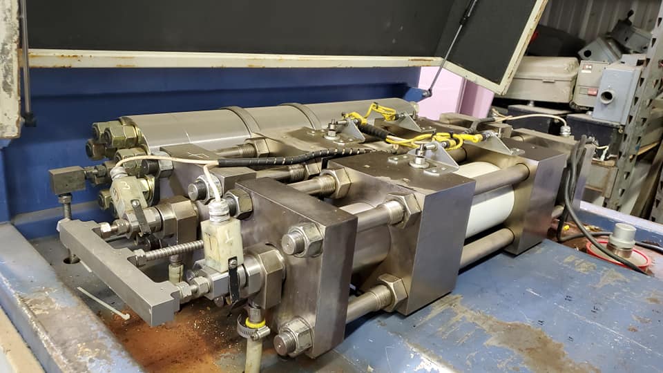 Jet Edge 4x10 HR Waterjet, 2014 - 150 HP Pump - Image 4