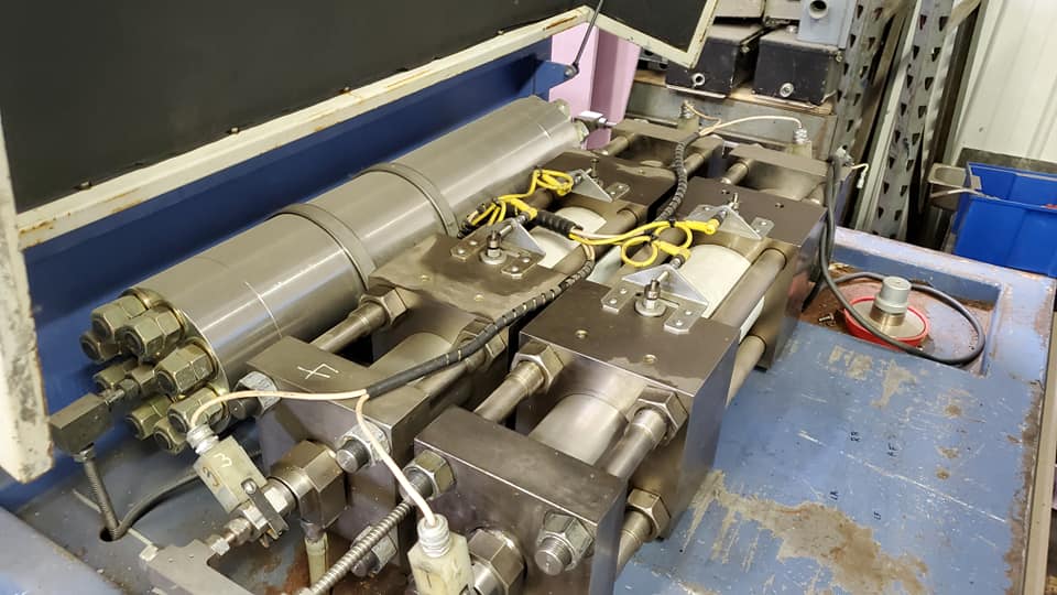 Jet Edge 4x10 HR Waterjet, 2014 - 150 HP Pump - Image 3