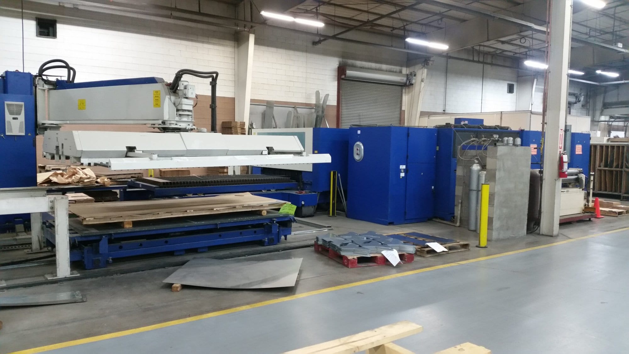 5000 Watt Trumpf Trumatic L3050 CO2 Laser, 2004 - 5' x 10' Table, LiftMaster - Image 2
