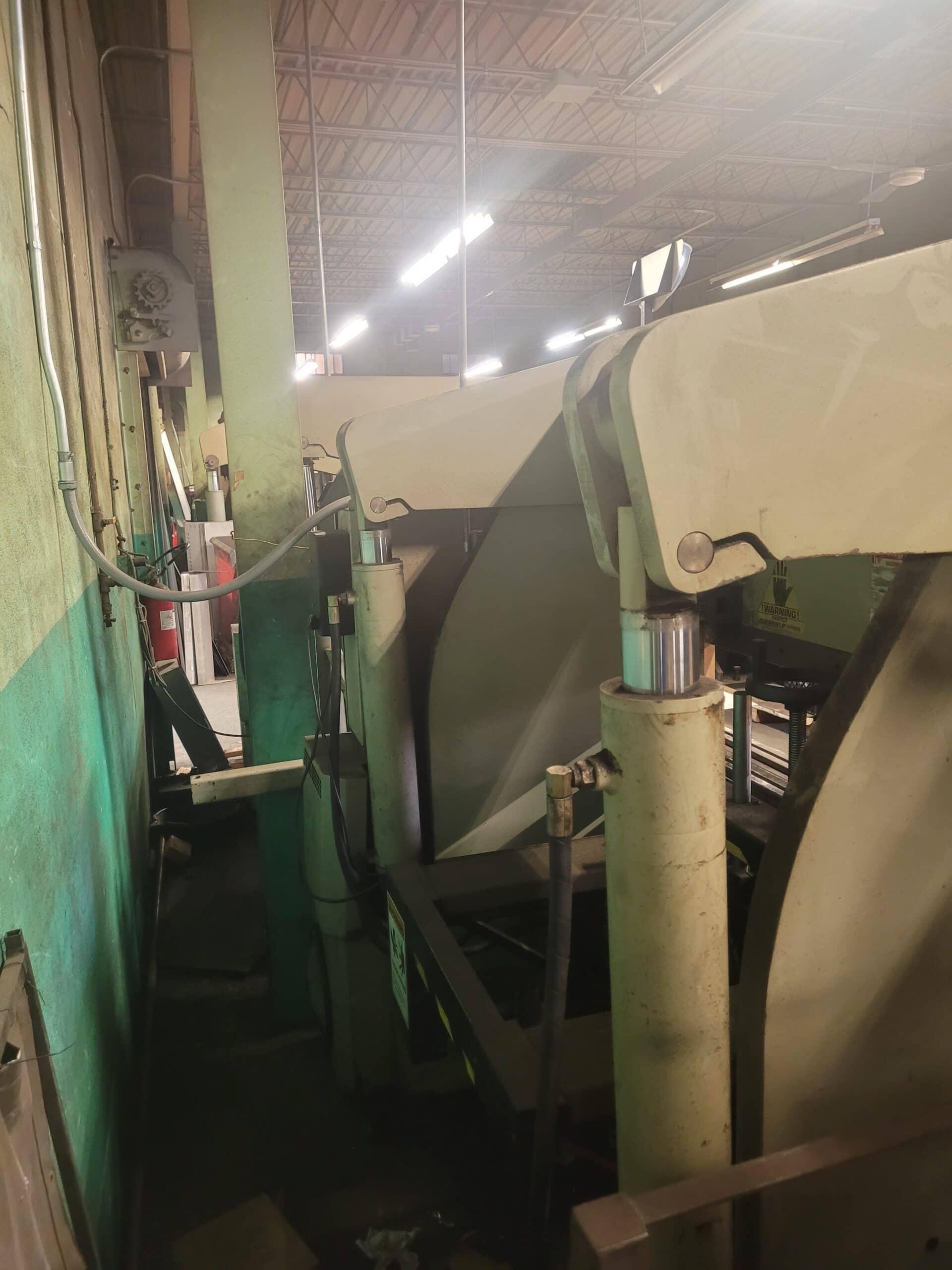 100 Ton x 6' Accurpress 71006 CNC Press Brake, 1999 - Image 6