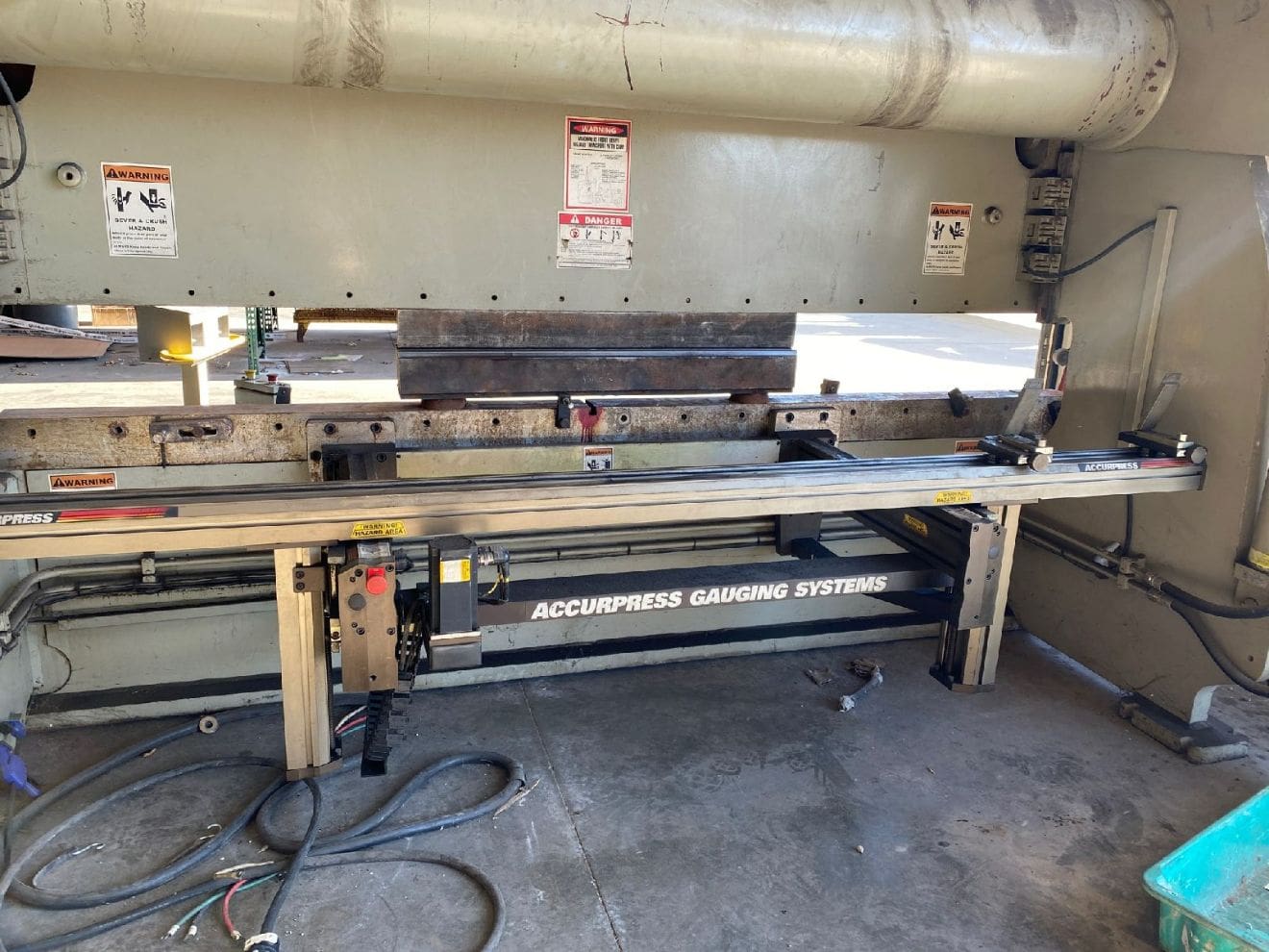 175 Ton X 12' Accurpress Advantage 717512 CNC Press Brake, 2006 - ETS 3000 Control - Image 2