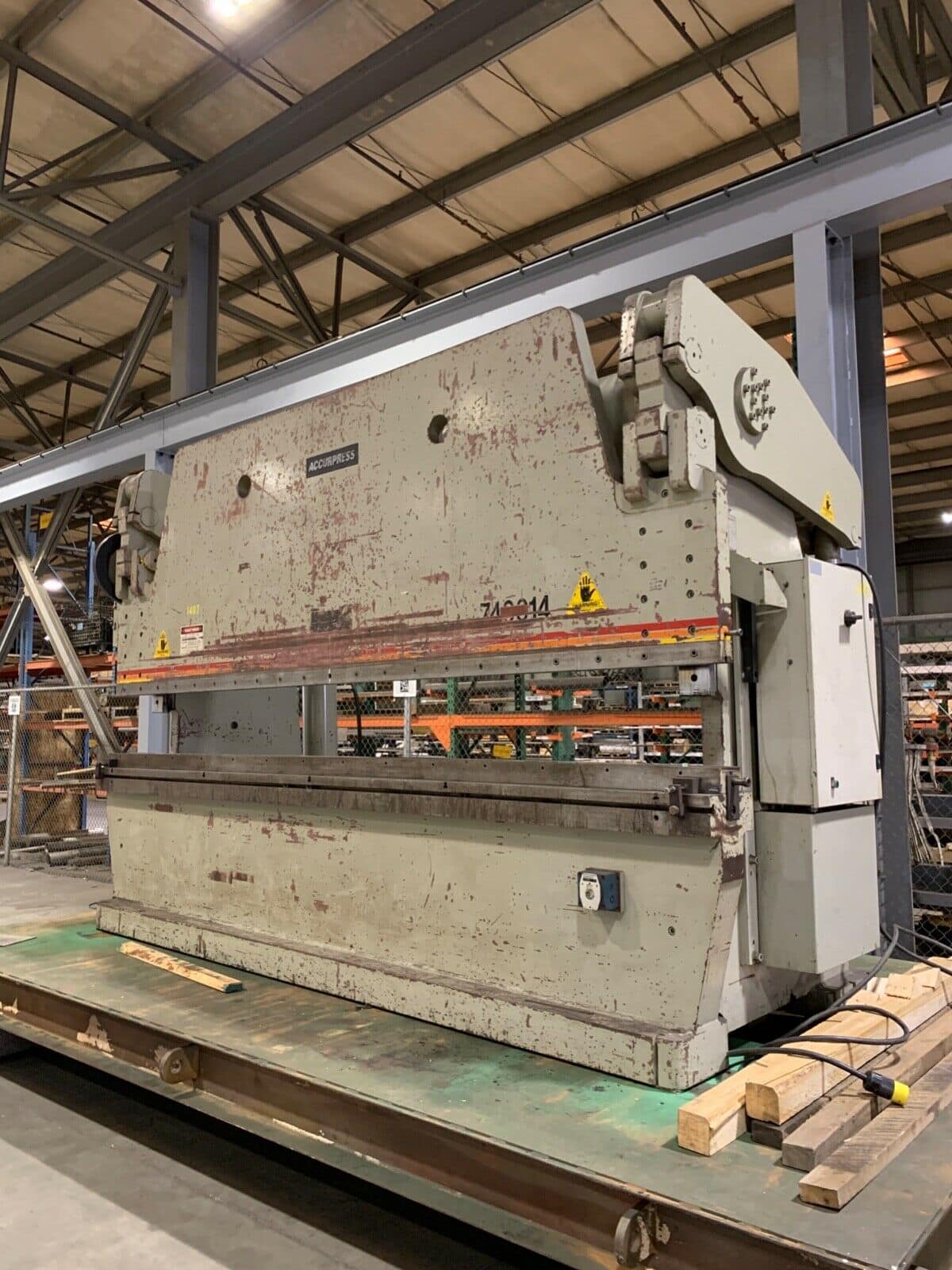 400 Ton x 14' Accurpress 740014 CNC Press Brake, 1998 - Image 3