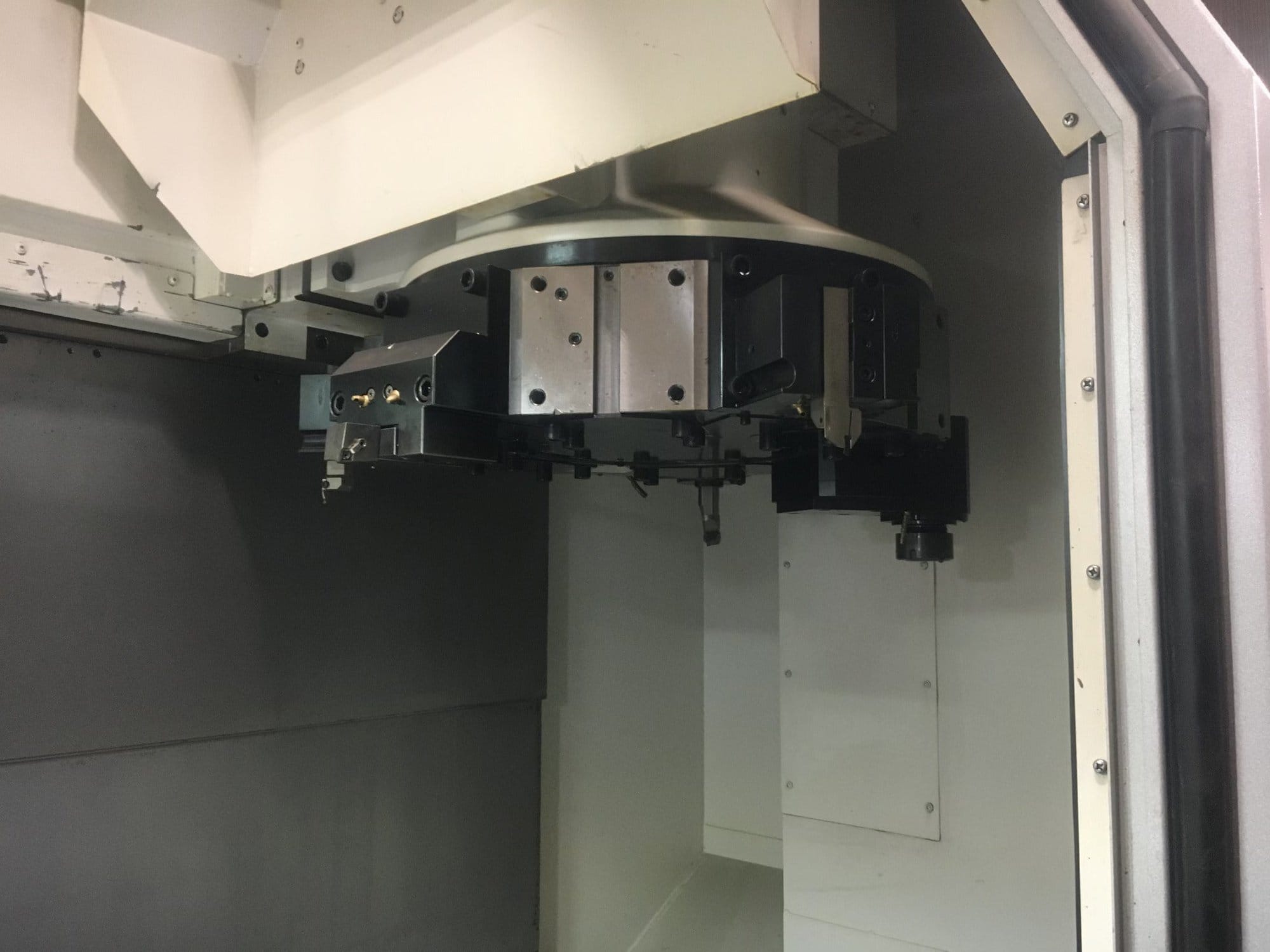 Okuma V100R CNC VTL, 2017 - Under Power, Milling, 32" Chuck, Video - Image 7