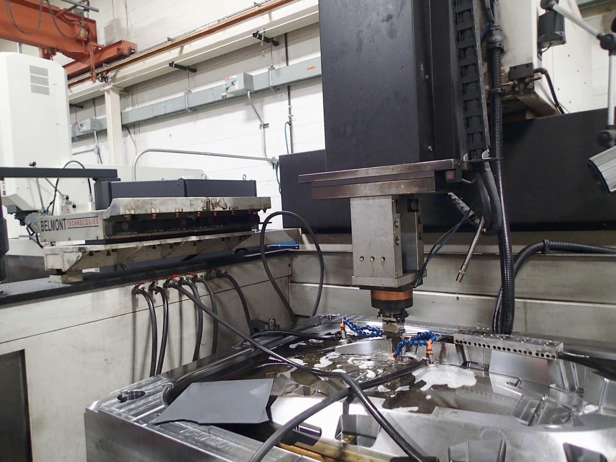 Belmont MX-166W CNC Sinker EDM, 2014 - 200 Amp, 8 ATC, 51" x 28", C-Axis - Image 4