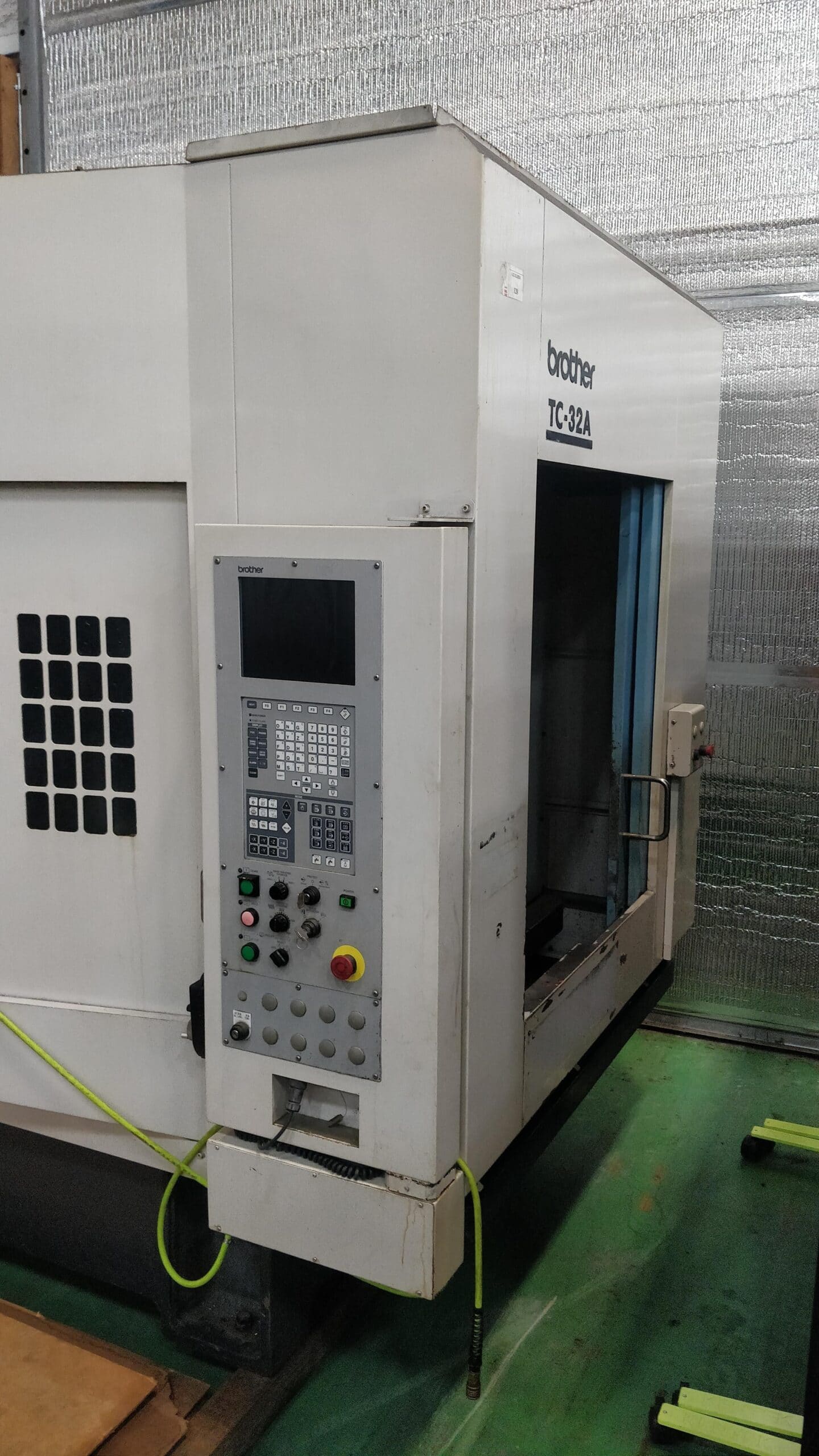 Brother TC-32A, 2000 - RS232, Tool Holders Included - Image 2