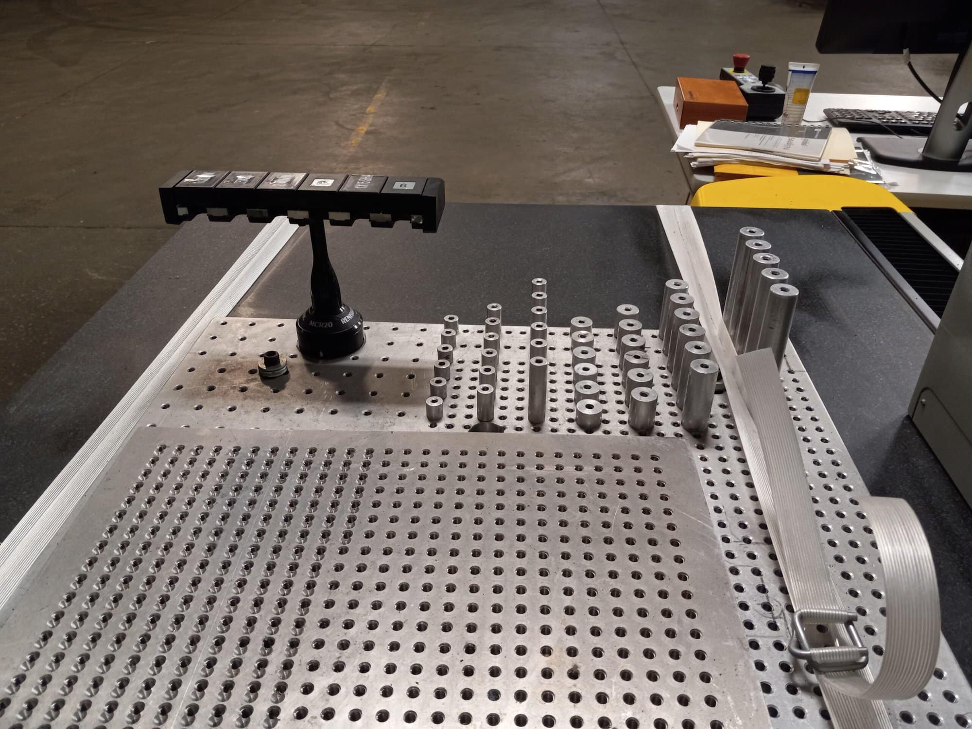 Brown & Sharpe Global Status 555 CMM, 2002 - R1 CMM, Renishaw PH10T Head, PCH 10-2 Controller - Image 3