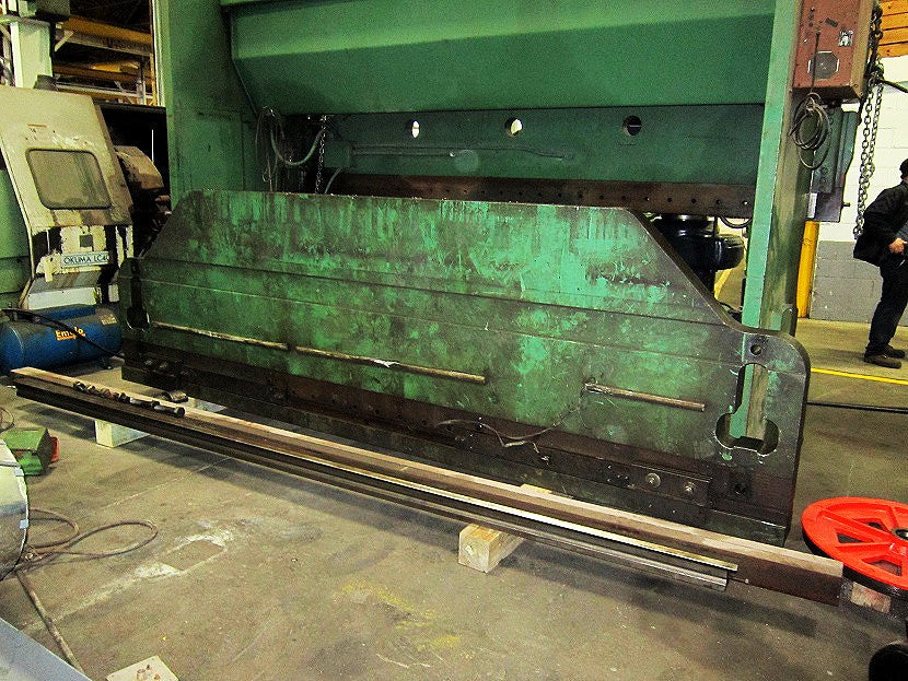 350 Ton x 14' Cincinnati CB350 Press Brake, 1983 - Image 4