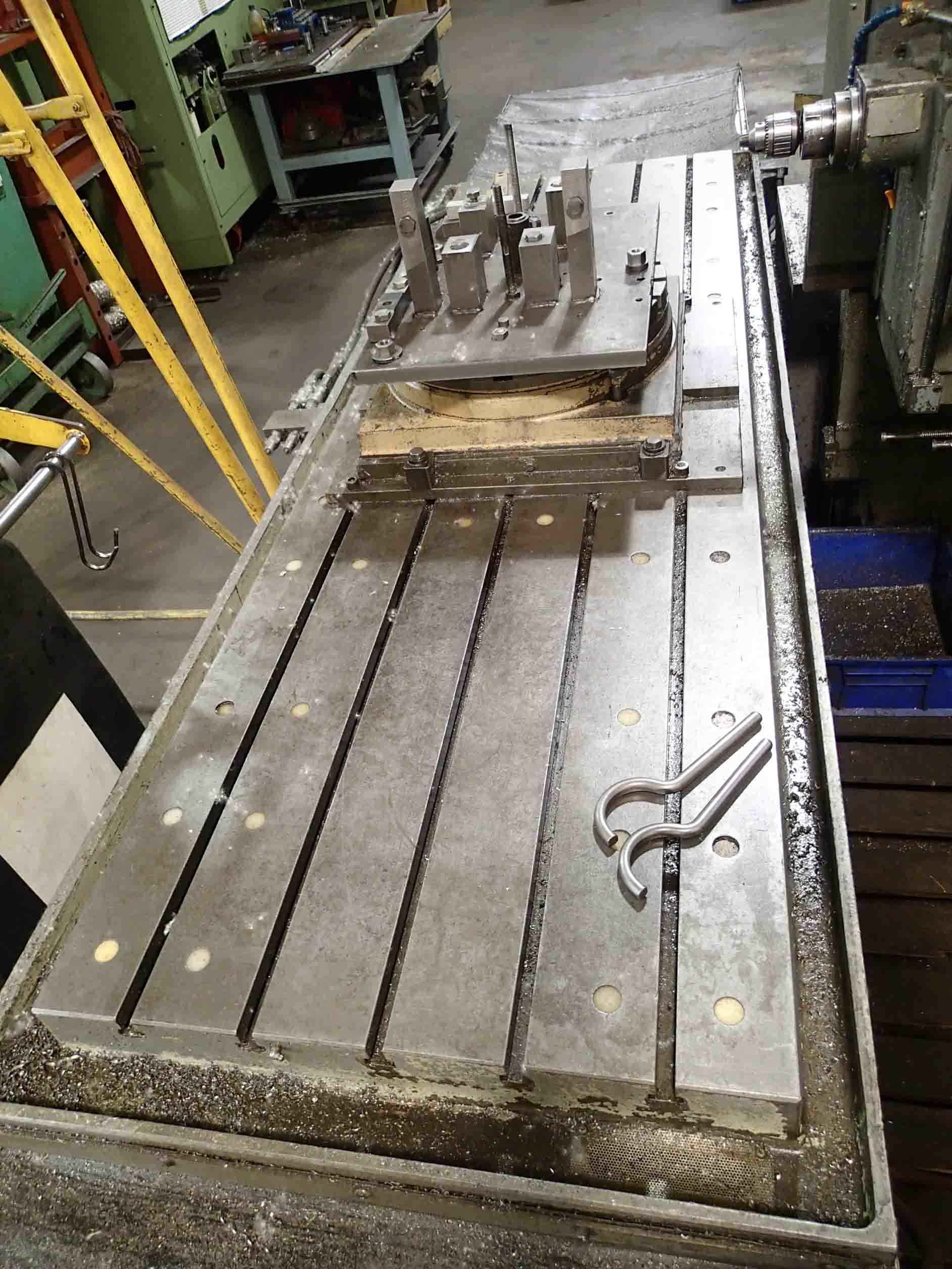 Cincinnati Milacron 5H- 2500 NC Horizontal Boring Mill- 6" Spindle, 40" x 100" Table, 20" Rotary, Acramatic 8-D CNC - Image 8