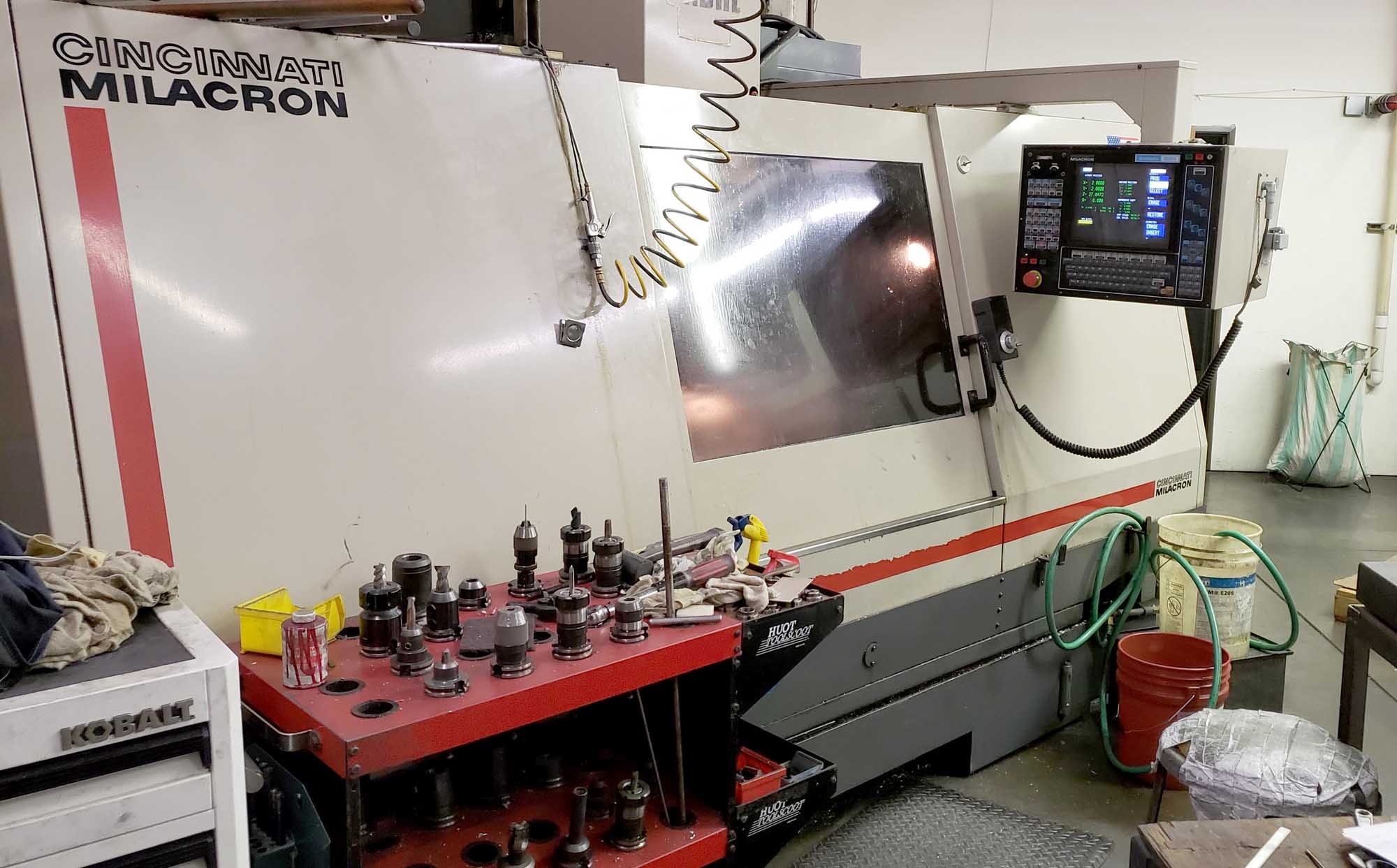 Cincinnati Milacron Sabre 1000 Vertical Machining Center, 1994- 4th Axis, 8k Spindle