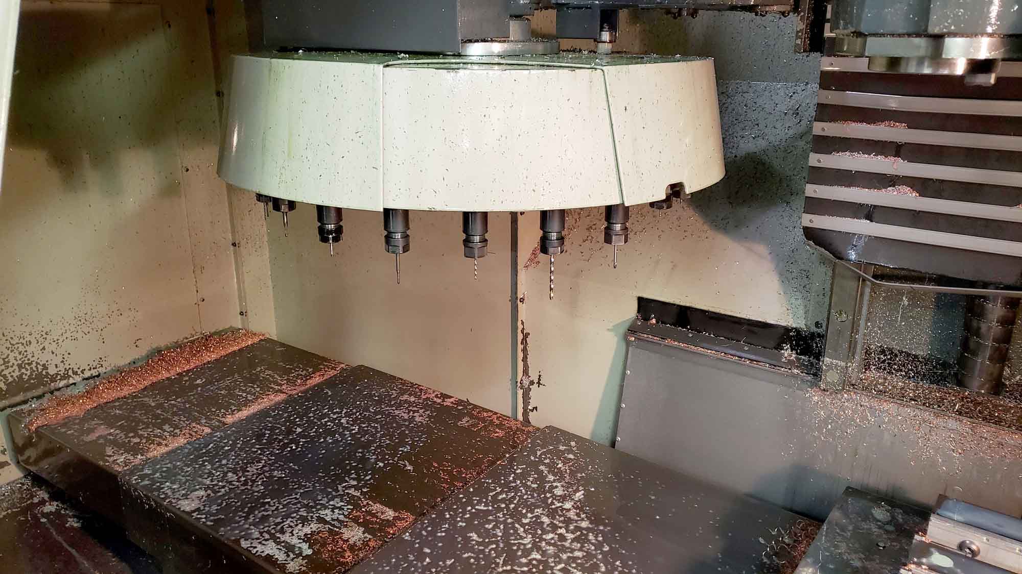Cincinnati Milacron Sabre 1000 Vertical Machining Center, 1994- 4th Axis, 8k Spindle - Image 2