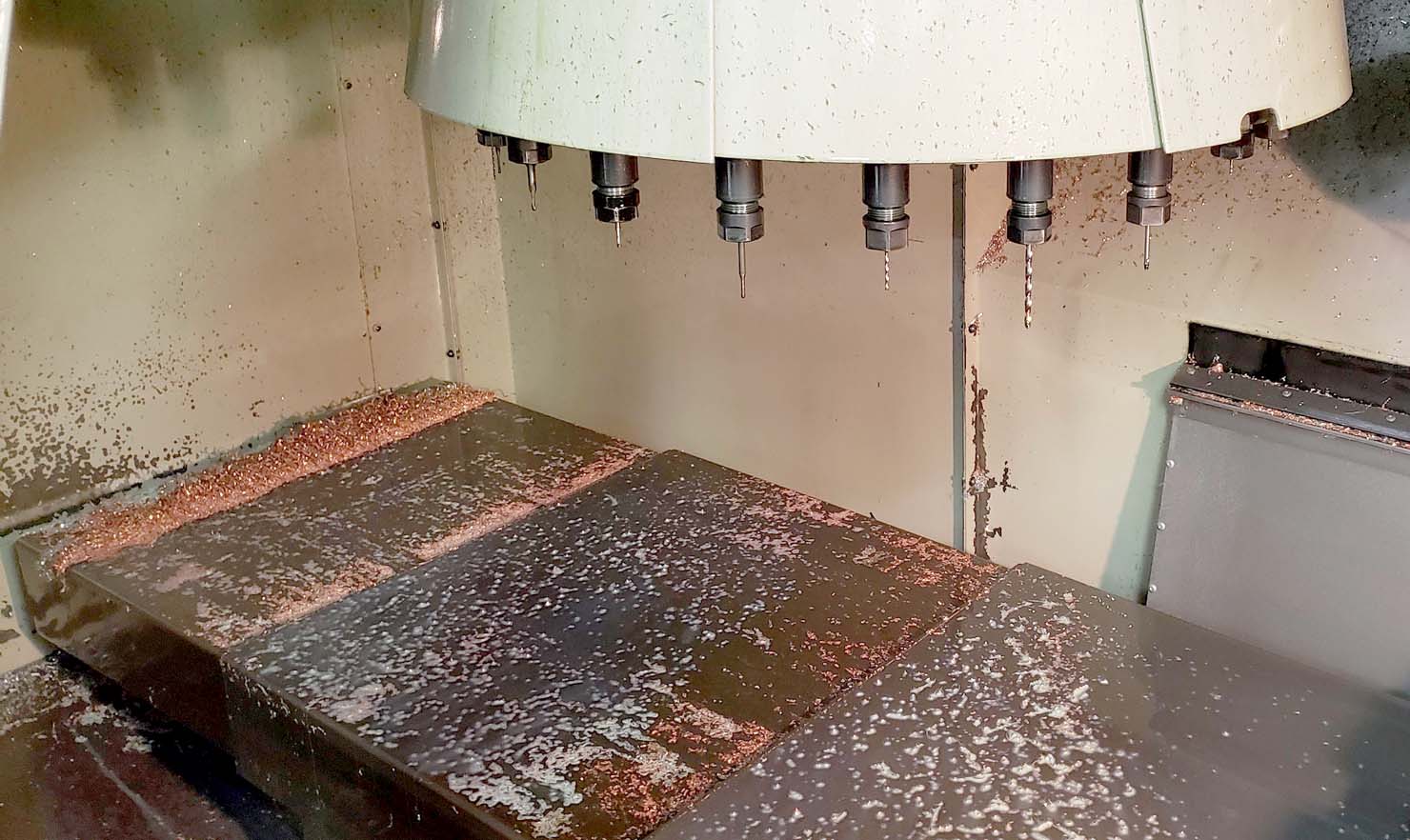Cincinnati Milacron Sabre 1000 Vertical Machining Center, 1994- 4th Axis, 8k Spindle - Image 5