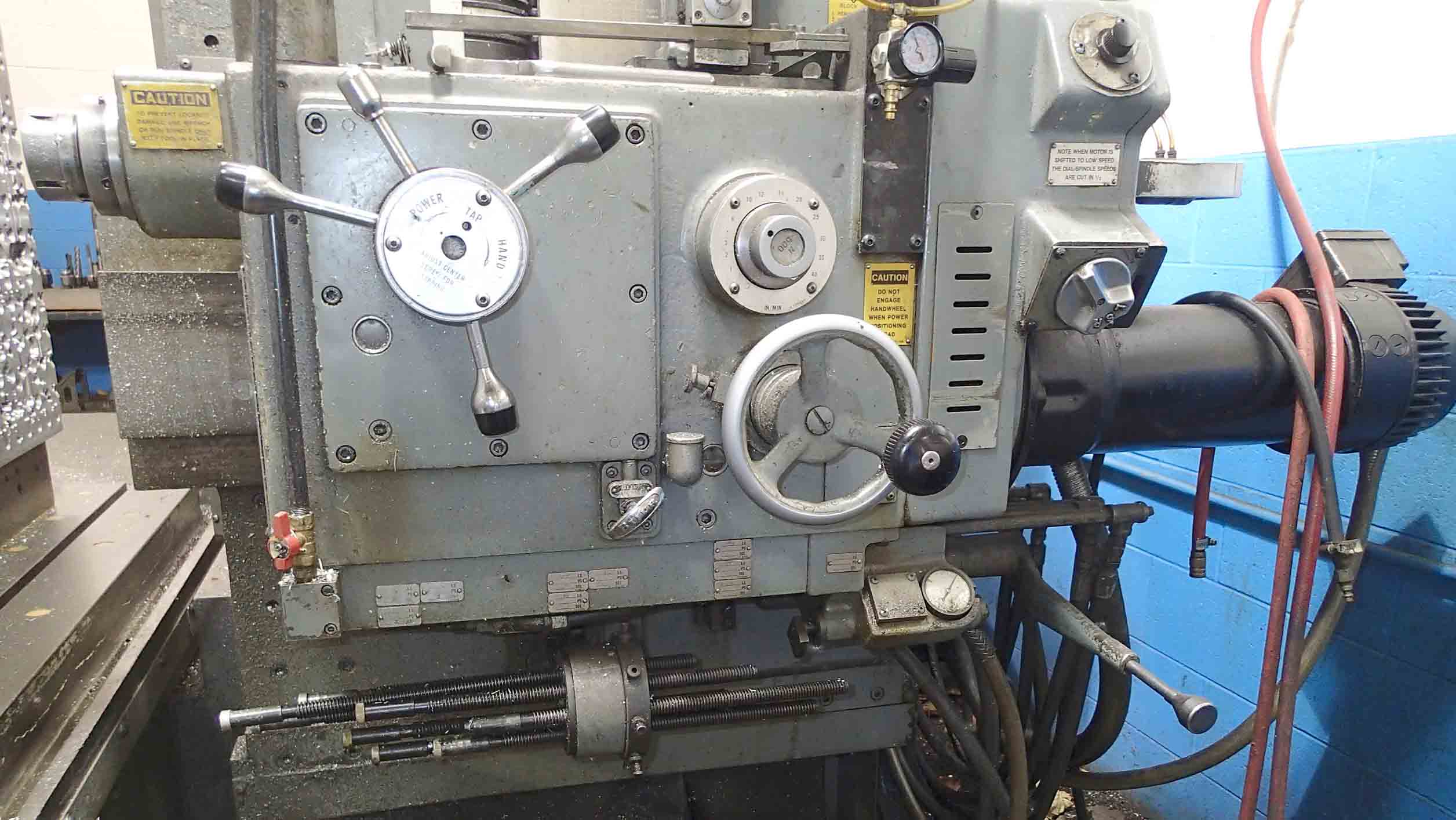 Cincinnati Milacron 2H-100 Horizontal Boring Mill- 6" Spindle, 40" x 100" Table, 20" Rotary, Acramatic 5 CNC - Image 4