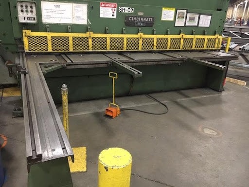 5/8" X 12' Cincinnati 5FL12 Shear, 1966 - Power Backgauge, Adjustable Rake Angle - Image 2