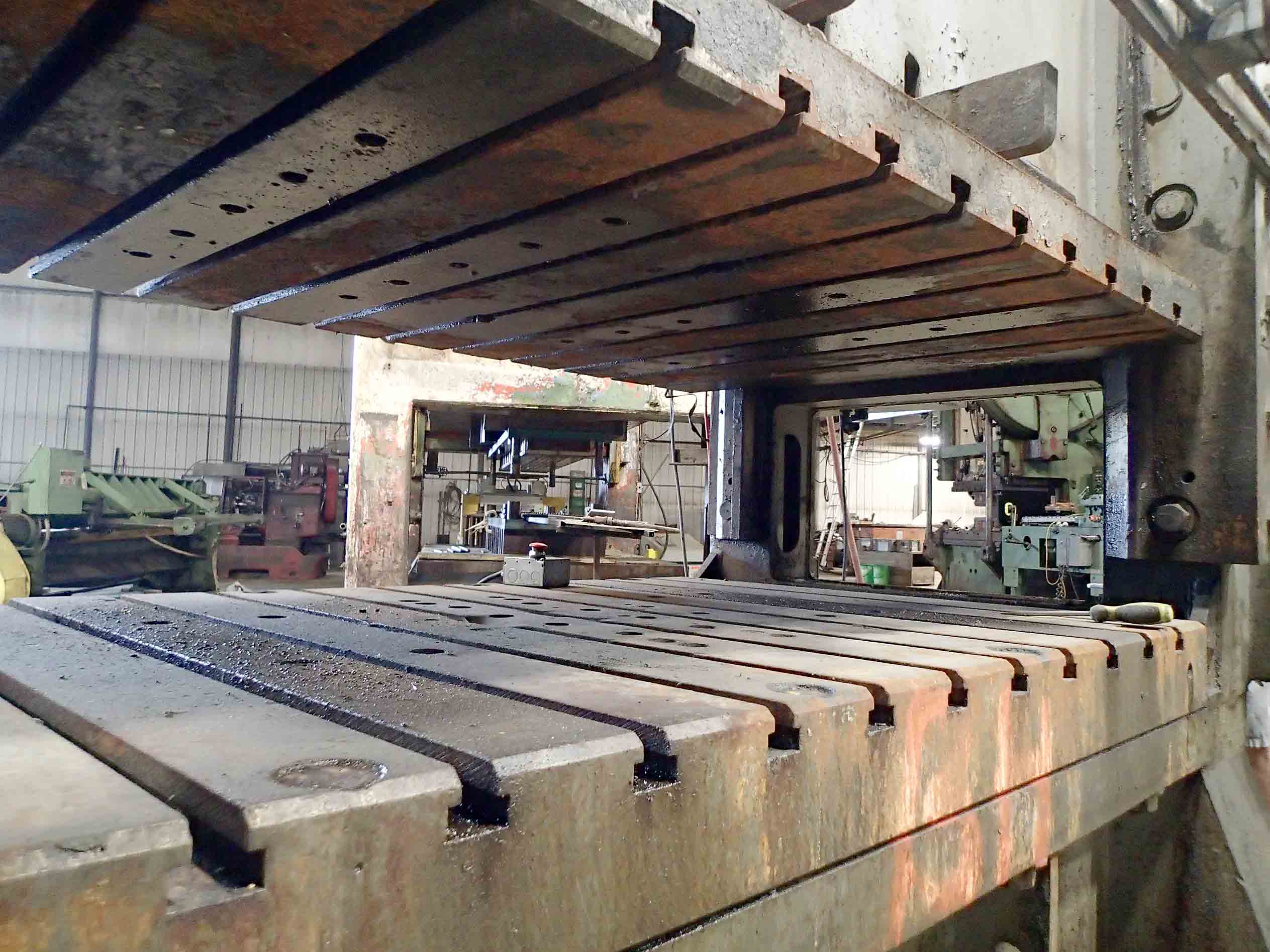 200 Ton Clearing Model S2-200-72-48 Mechanical Press- 48" x 72" Bed, 10" Stroke, 20” Shut - Image 5