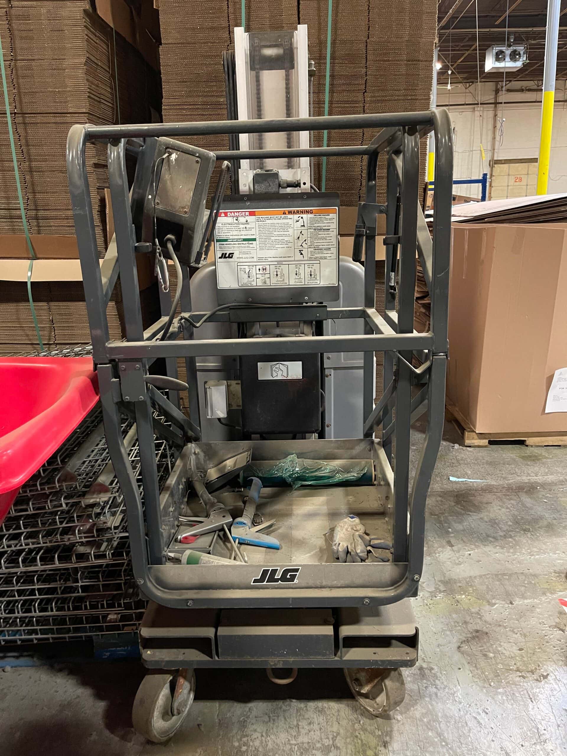 JLG 20MVL Single Man Lift, 2012 - Image 2