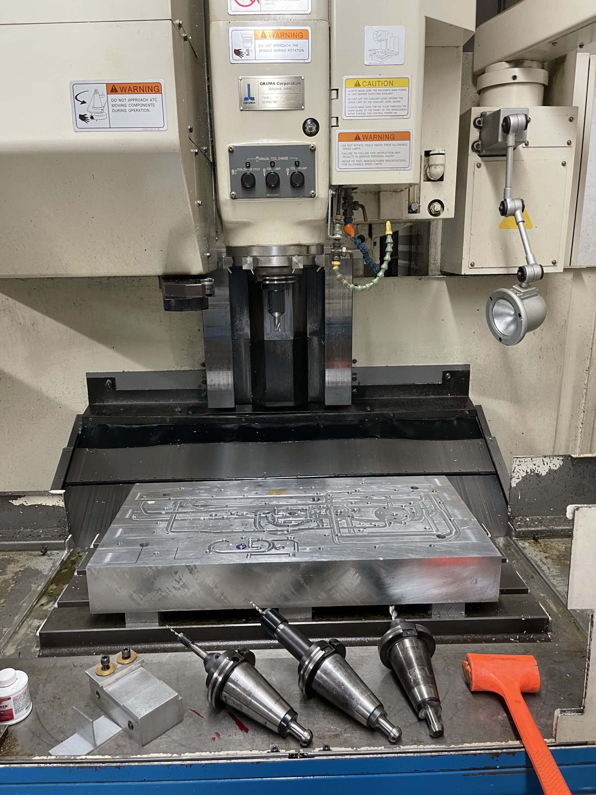 Okuma MC-40VB Vertical Machining Center, 1998 - OSP 7000M - Image 4
