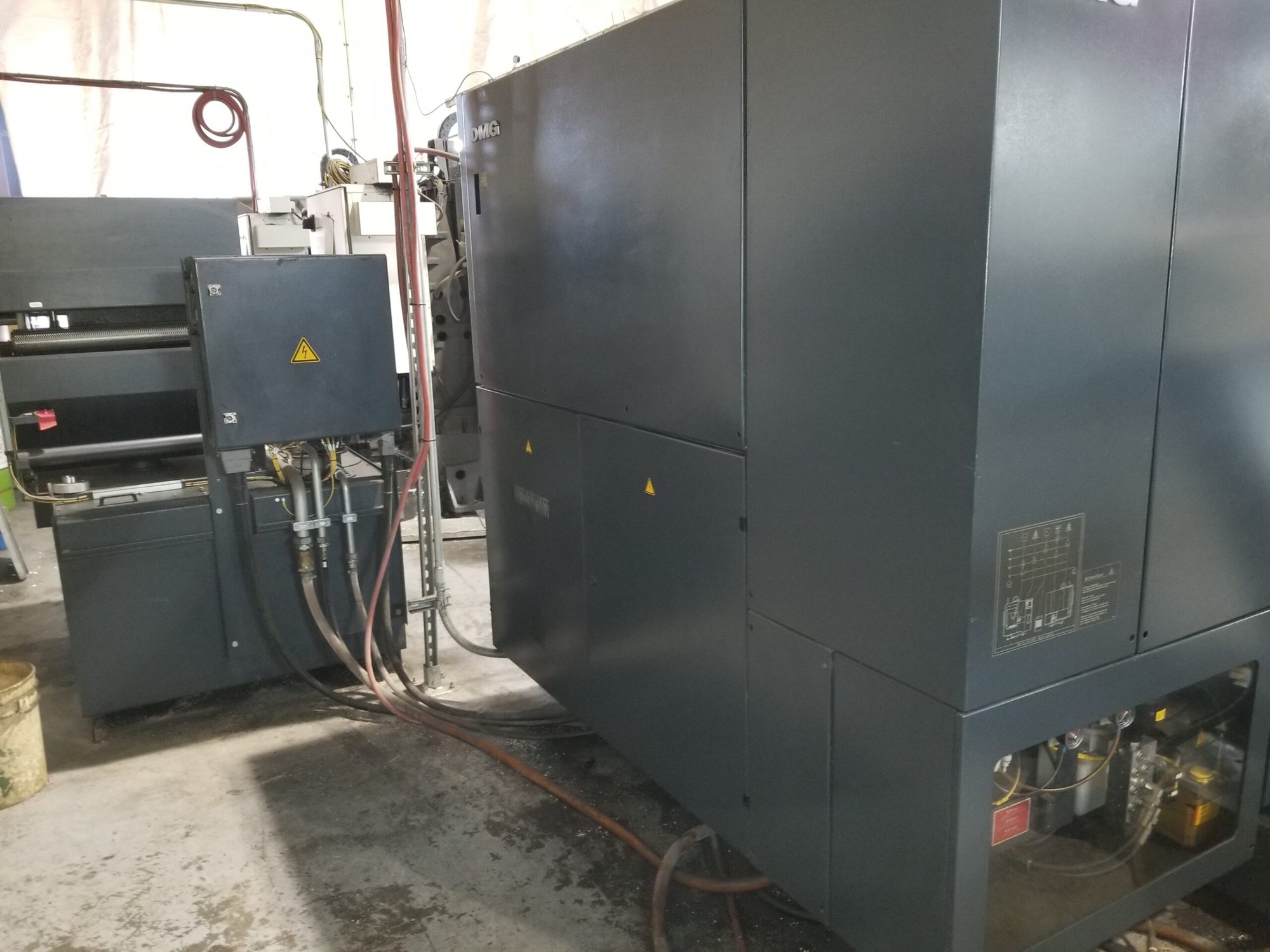 DMG Mori DMU 50 VMC, 2010 - Full 5 Axis, Siemens, Under Power, Available for Inspection - Image 6
