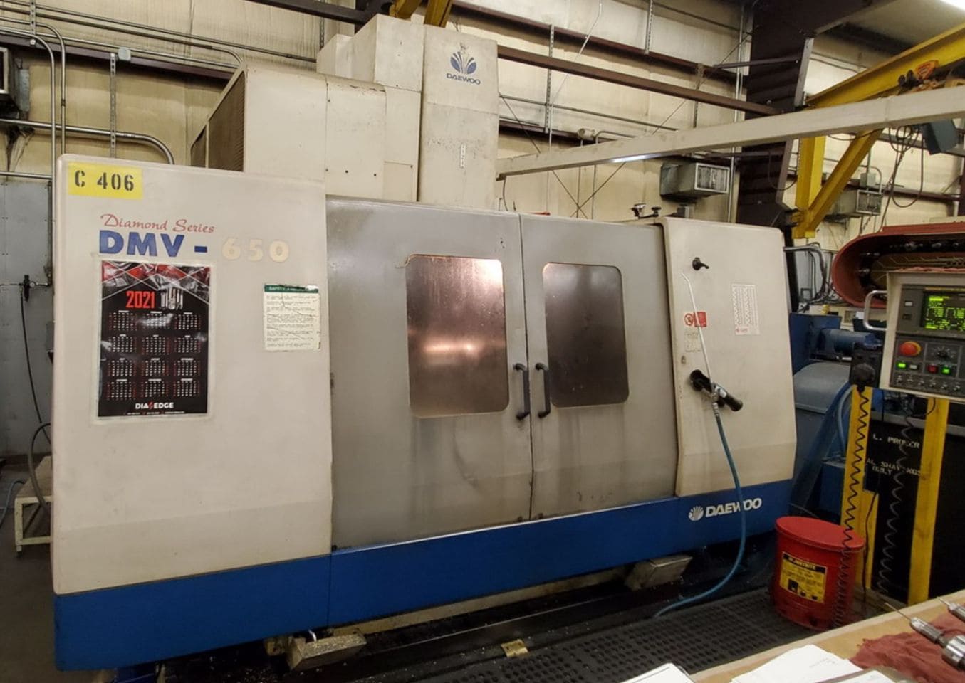 Daewoo DMV 650 VMC, 1997 - 4th Axis Rotary Table