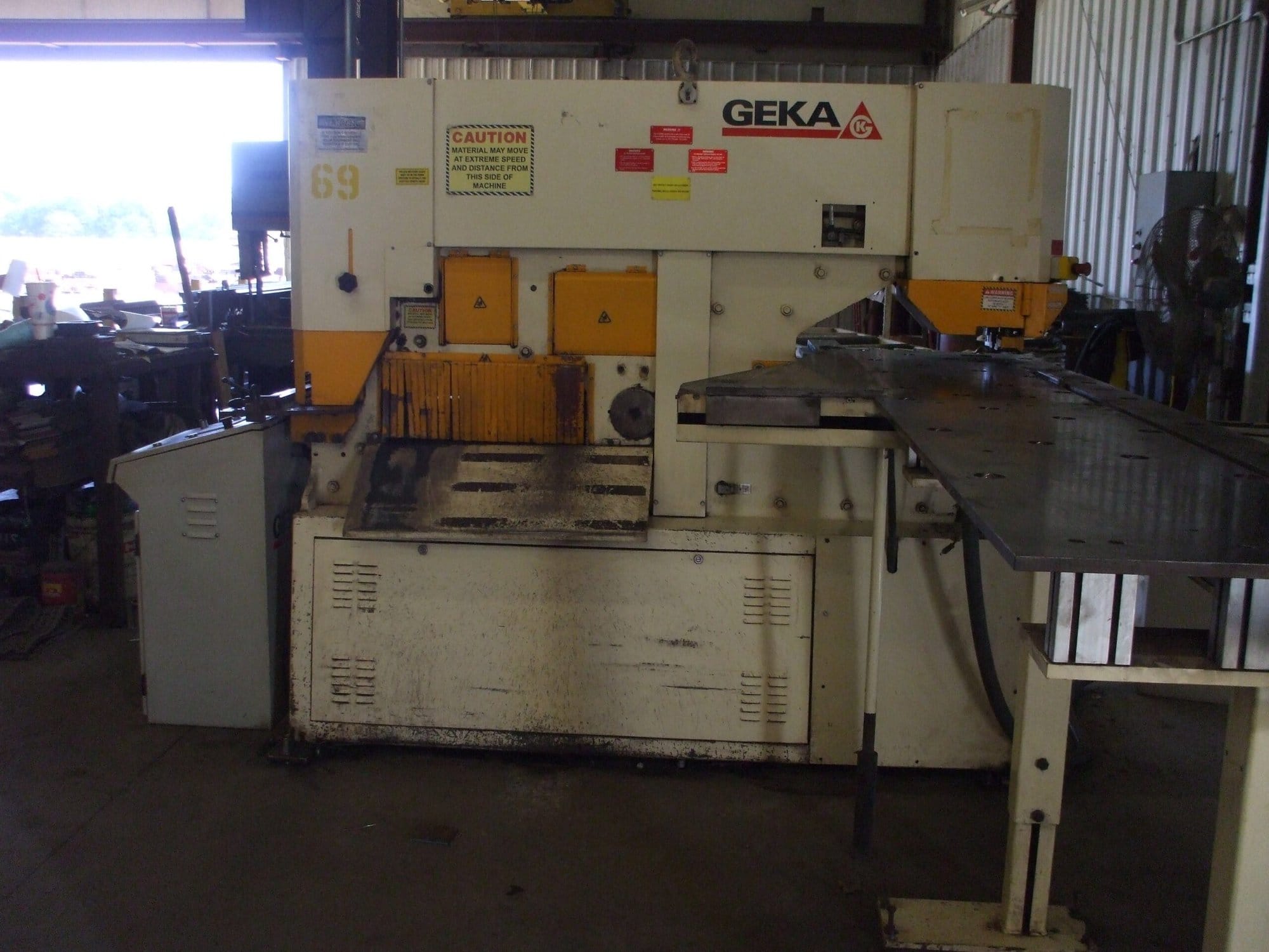 121 Ton Geka Hydracrop110SD Ironworker, 2010 - NC Punching Station, With Auto Shearing - Image 12