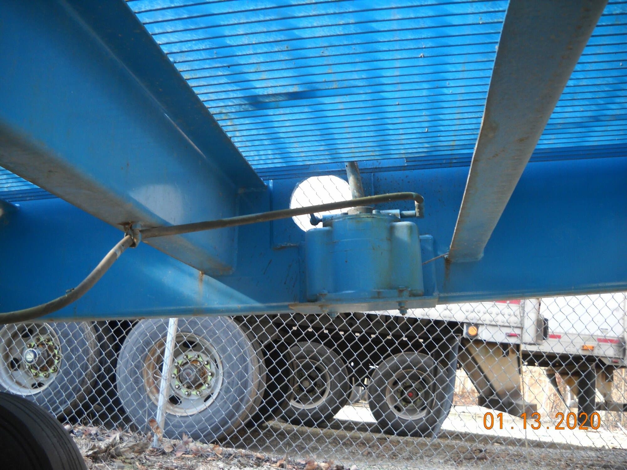Bluff Yard Loading Ramp - Image 4