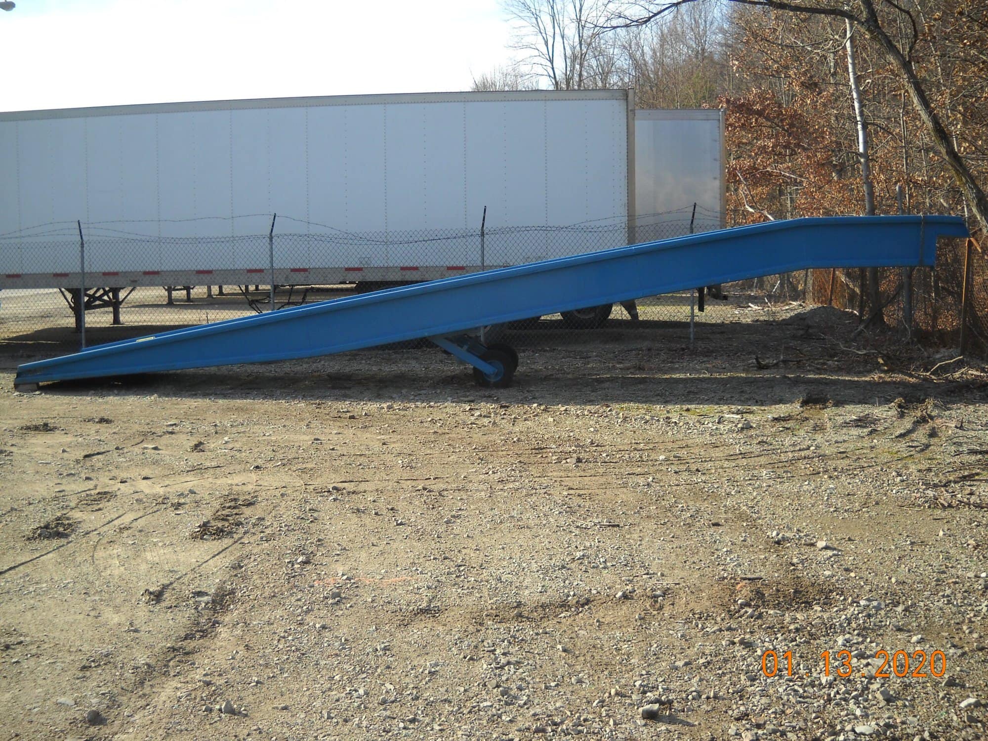 Bluff Yard Loading Ramp - Image 2