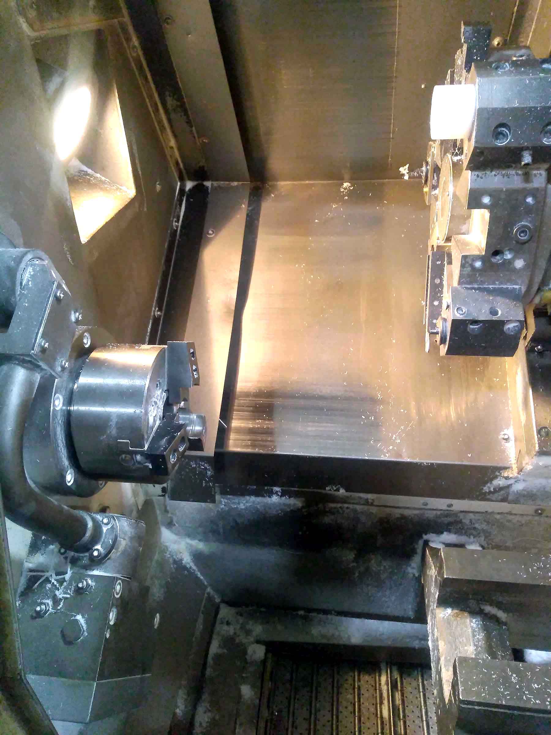 Daewoo Lynx 200 A CNC Lathe- Tailstock, Tool Setter, Conveyor - Image 2